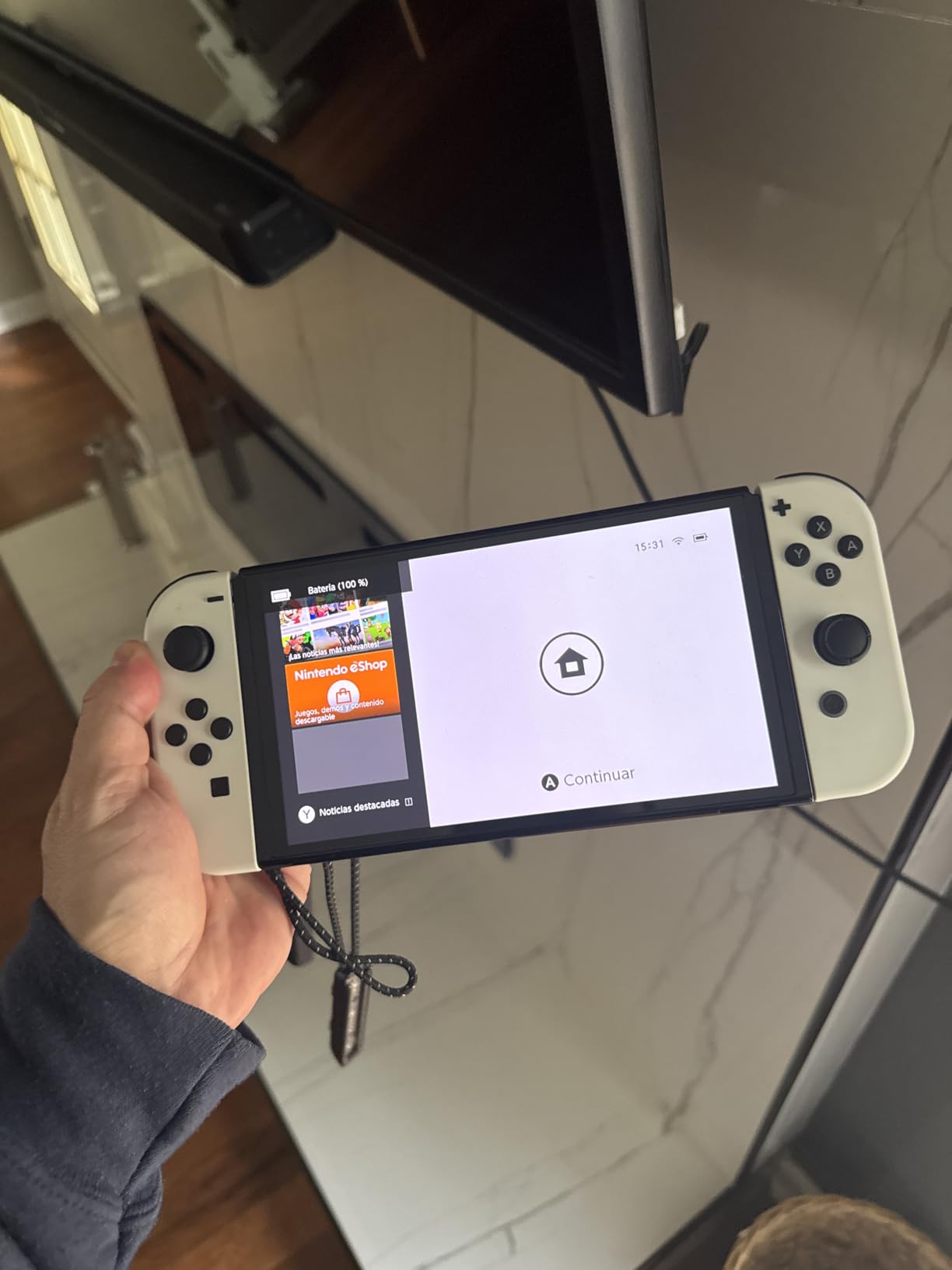 Nintendo Switch Mario Kart 8 Deluxe Bundle (Full Game Download + 3 Mo. Nintendo Switch Online Membership Included) customer photo 2