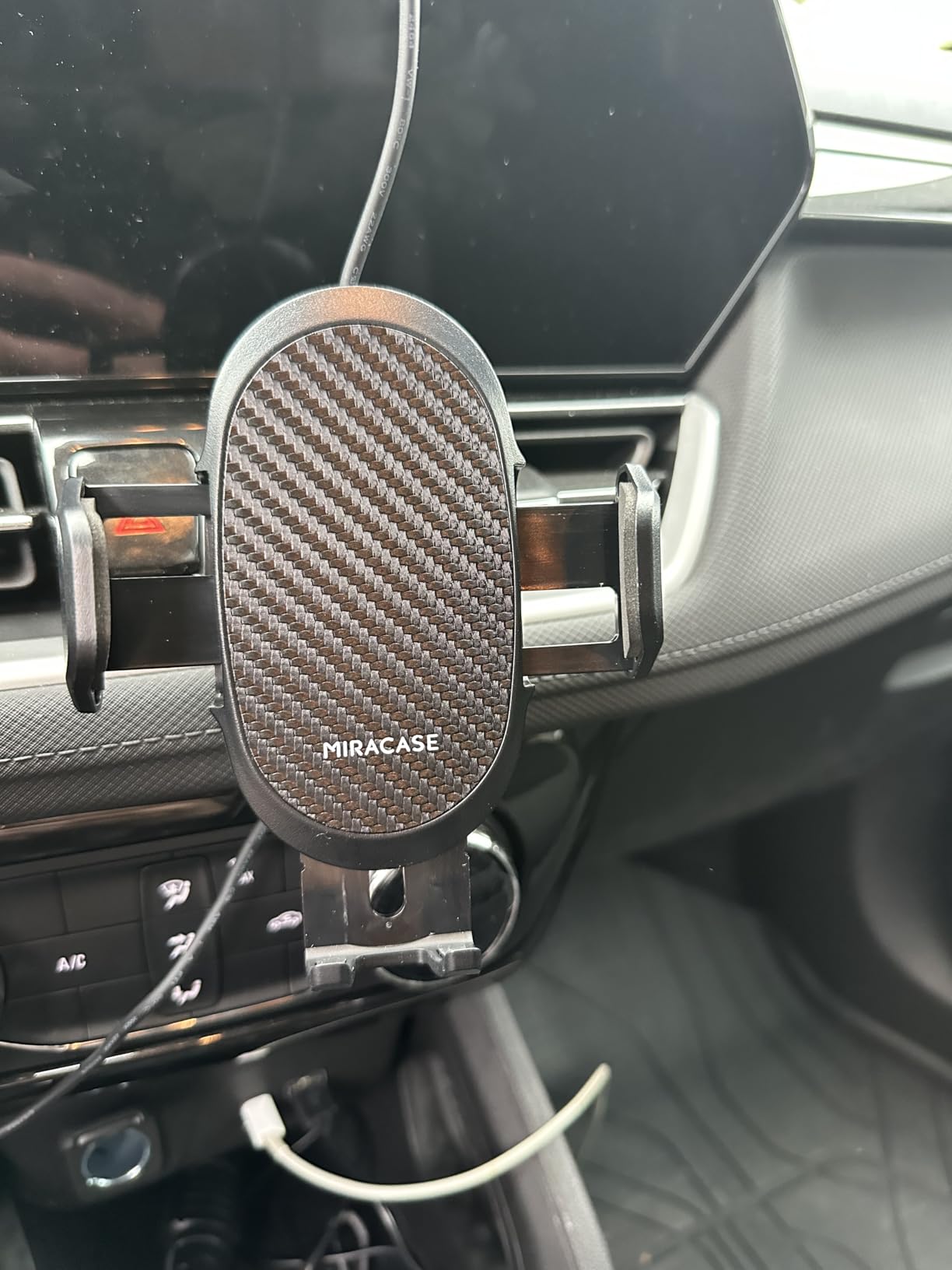 Miracase Phone Holders for Your Car with Metal Hook Clip, Air Vent Cell Phone Stand Car Mount, Universal Automobile Cradle for Garmin GPS Fit iPhone Android and All Smartphones, Dark Black customer photo 2