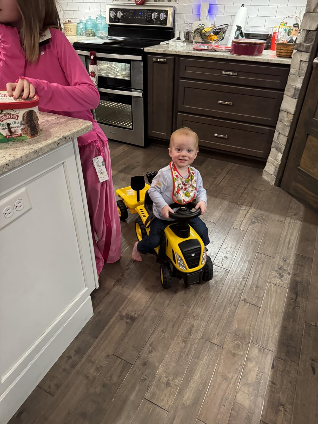 Costzon Ride on Excavator, Licensed Caterpillar Kids Excavator Digger w/Rotatable Digging Bucket, Under-seat Storage, Construction Vehicles for Kids, Ride on Toys for Toddlers 1-3 Gift (Digger) customer photo 1