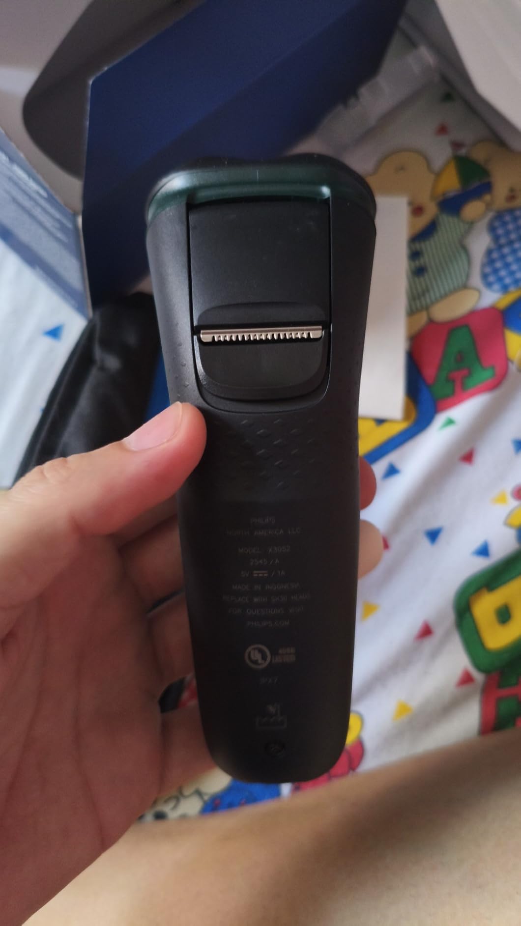 Philips Norelco Shaver 2600 Series, Wet and Dry Electric Shaver, Pop-up Trimmer, P-Cap, Travel Pouch, Dark Forest Green, Model X3052/91 customer photo 1