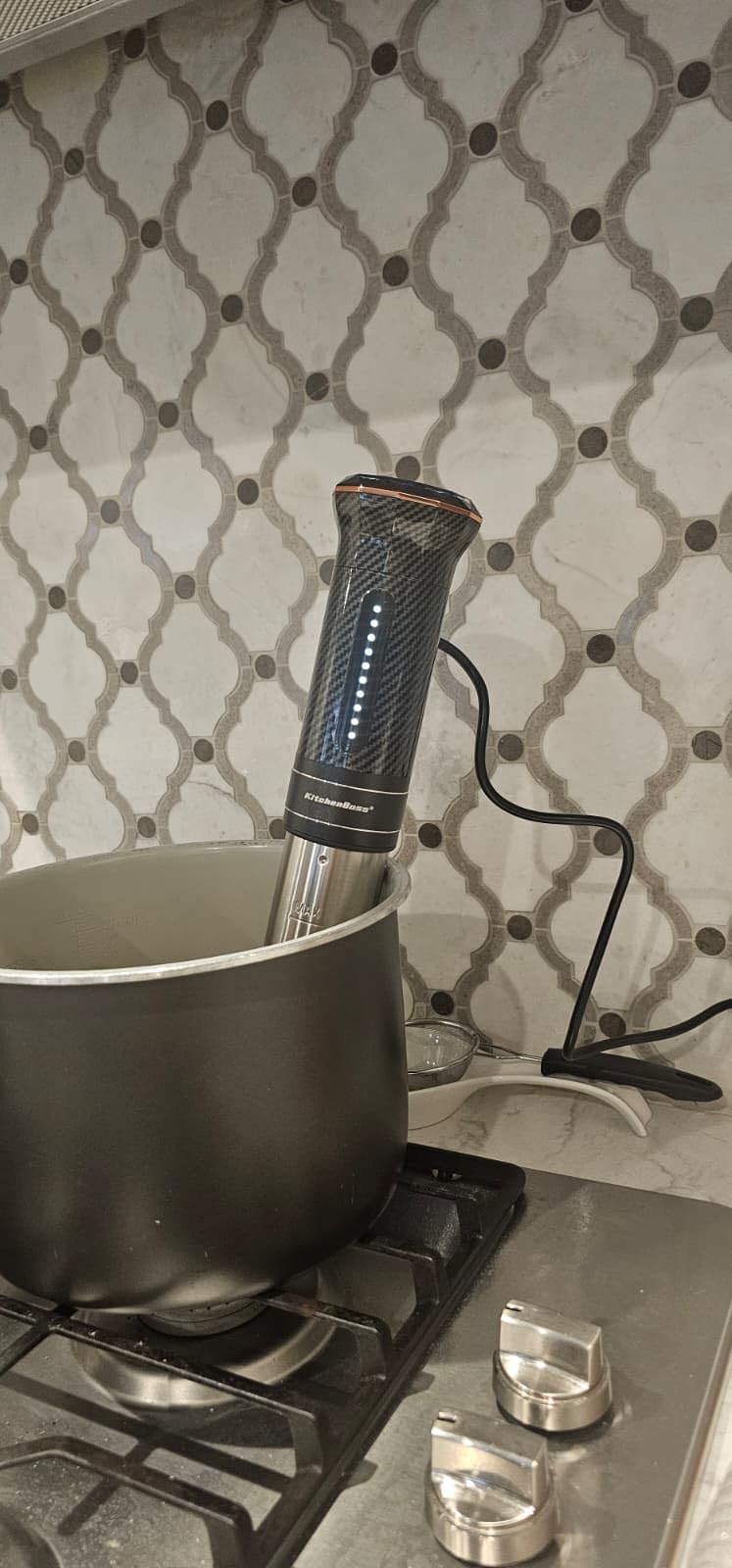 KitchenBoss Wifi Sous Vide Machine: Ultra-quiet Sous Vide Cooker Immersion Circulator APP Control, IPX7 Waterproof Stainless Steel 1100W Professional Sous Vide Precision Cooker (G300PT) customer photo 2
