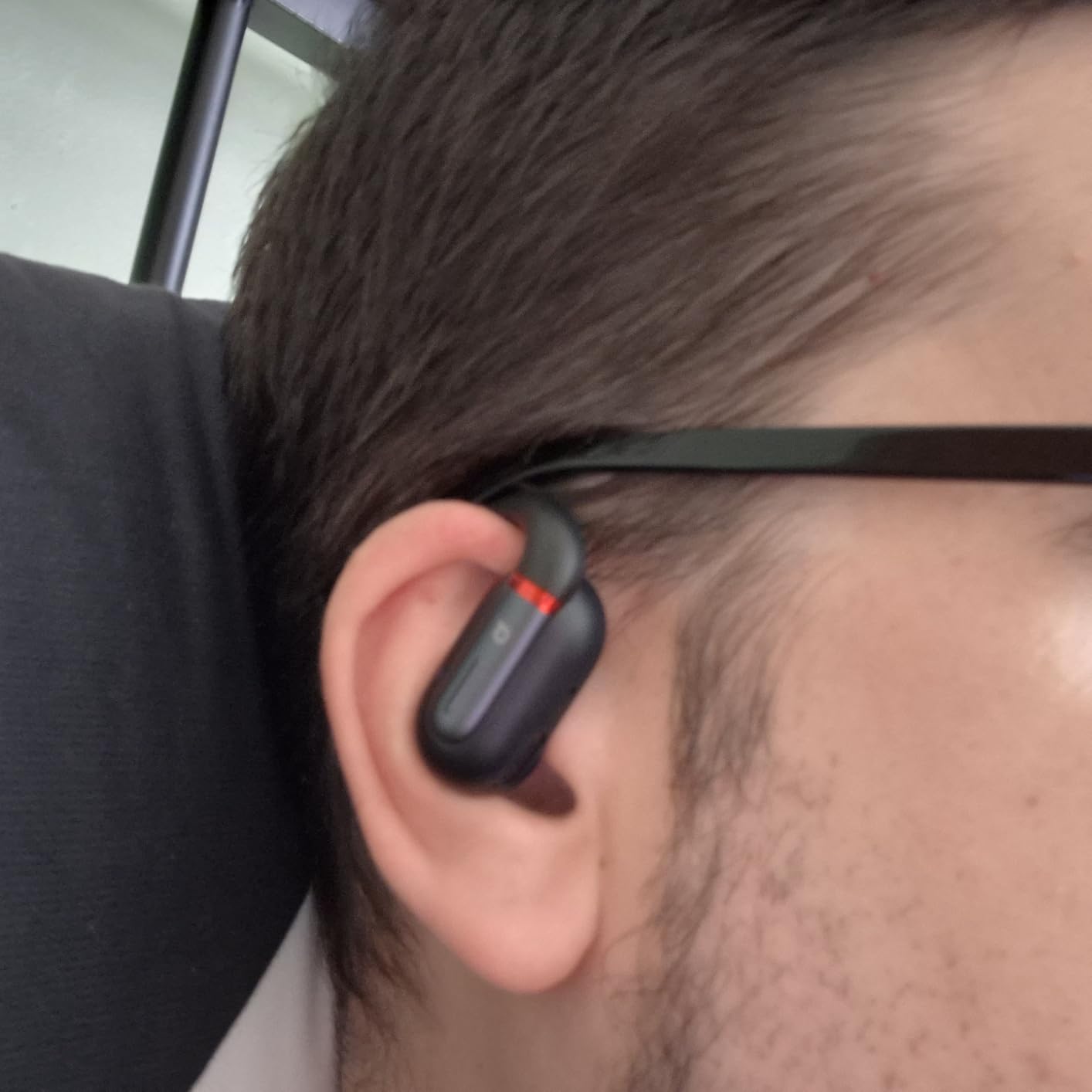 Soundcore by Anker V30i Open-Ear Headphones, Ultra-Comfort, Lightweight Design, Snug Fit, Ergonomic Ear Hooks, Robust Bass, 36H Playtime, Bluetooth 5.3 customer photo 1