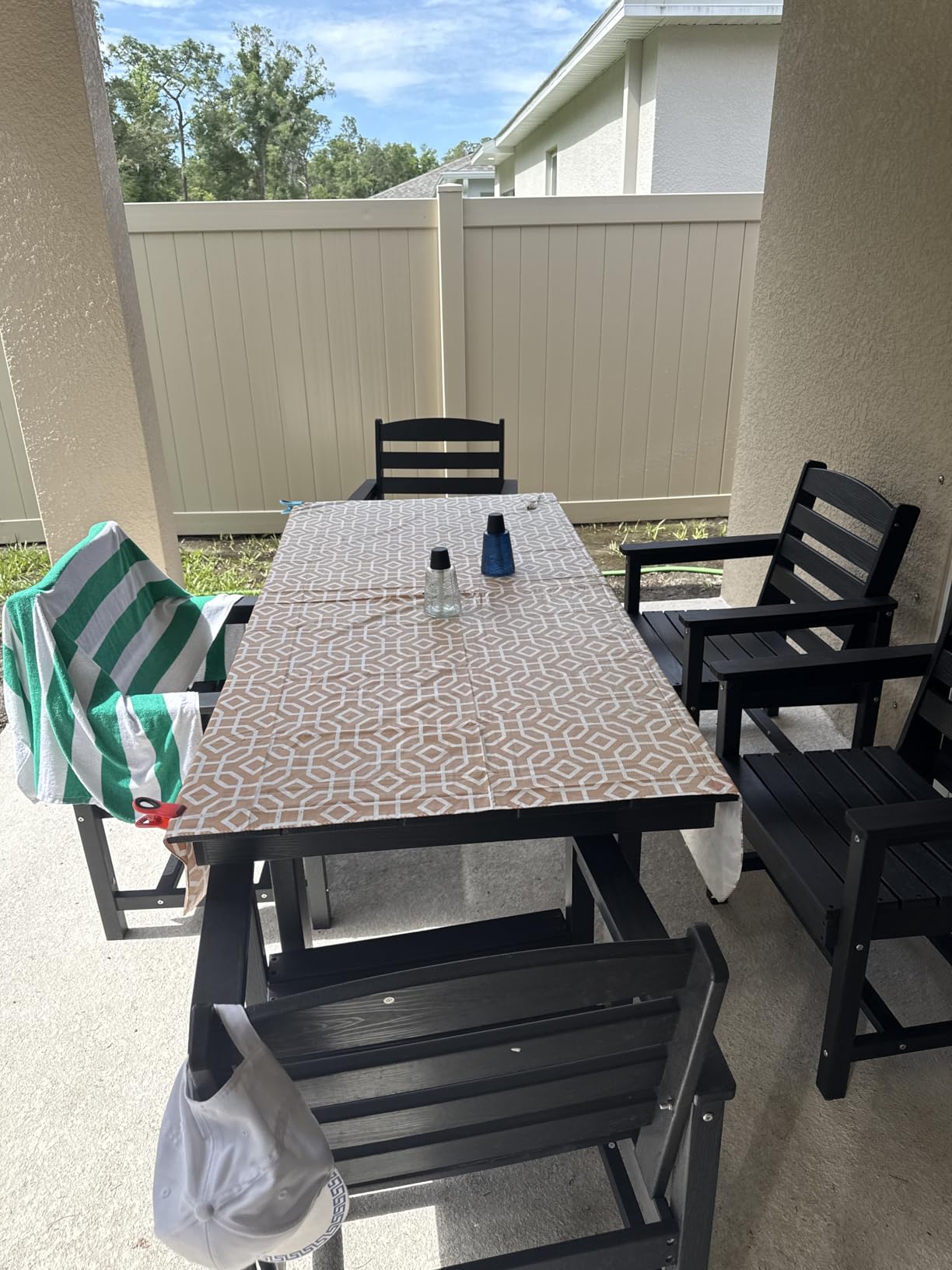 SERWALL 7-Piece Patio Dining Table Sets, Outdoor HDPE Dining Furniture Set with Umbrella Hole Cut-Out Table and 6 Chairs, Black customer photo 1