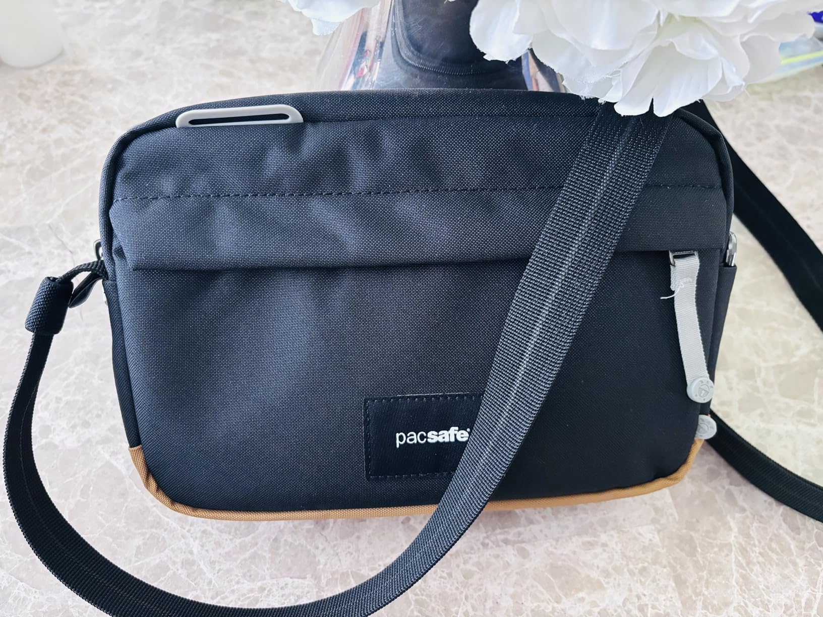 Pacsafe GO Crossbody | Anti Theft customer photo 2