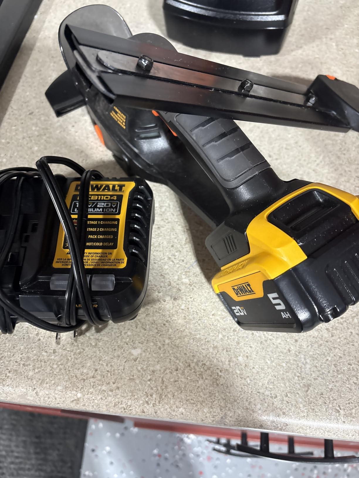 DEWALT 20V MAX 5 Ah Lithium-Ion Battery and Charger Starter Kit (DCB205C) customer photo 1