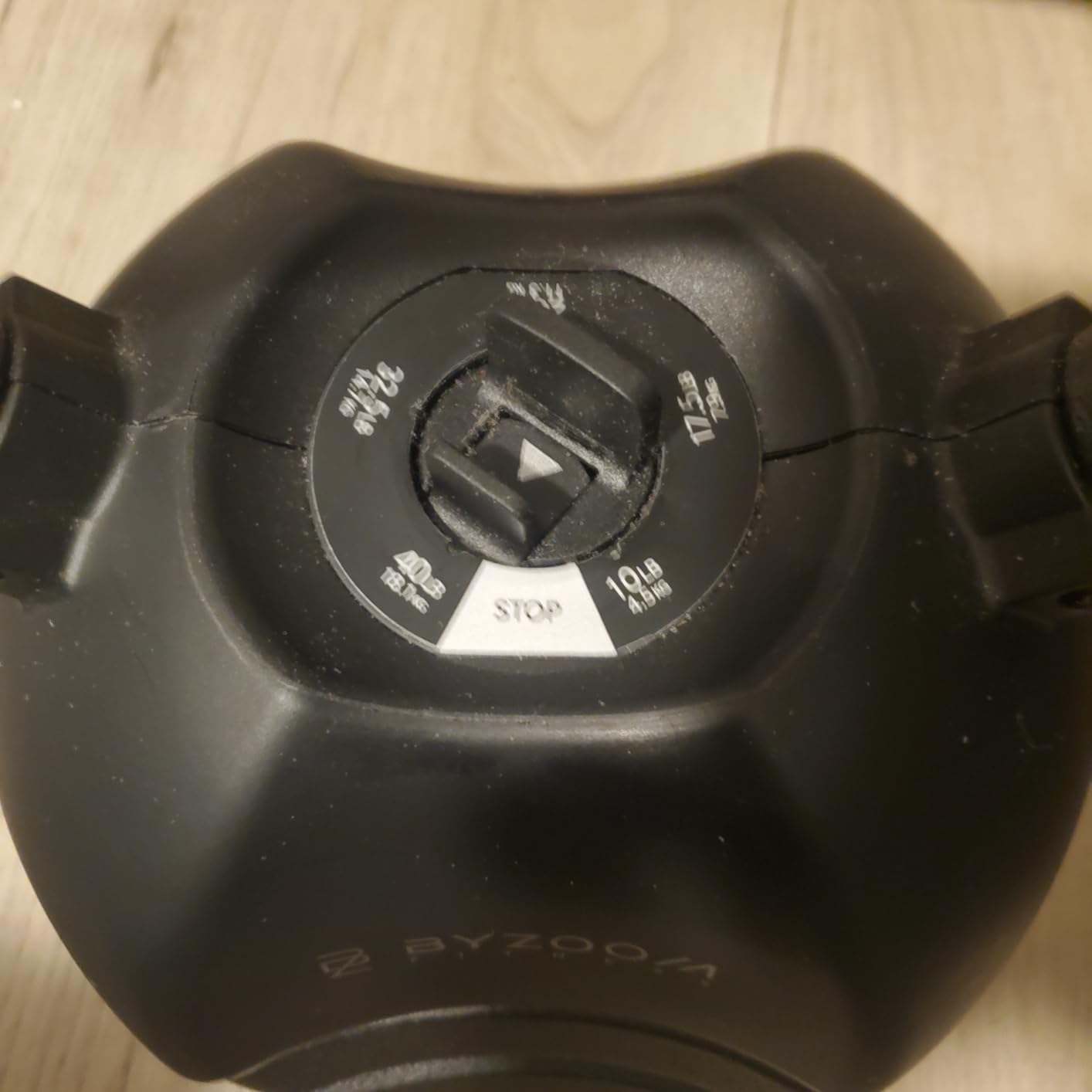 BYZOOM FITNESS Pure Series Adjustable Kettlebell 30/40/50LB - 5-IN-1 Weight Change, Patented Quick-Change Machenism, Ergonomic Curved Handle for Home Gym, Strength Training, HIIT, White OR Black customer photo 1