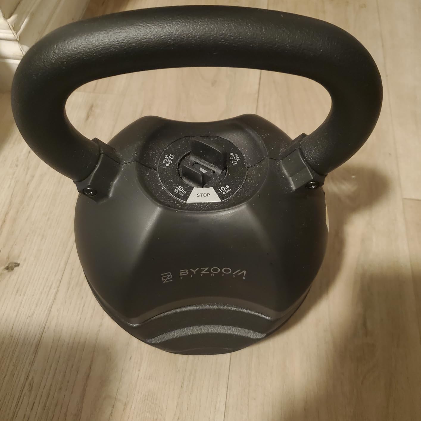 BYZOOM FITNESS Pure Series Adjustable Kettlebell 30/40/50LB - 5-IN-1 Weight Change, Patented Quick-Change Machenism, Ergonomic Curved Handle for Home Gym, Strength Training, HIIT, White OR Black customer photo 2