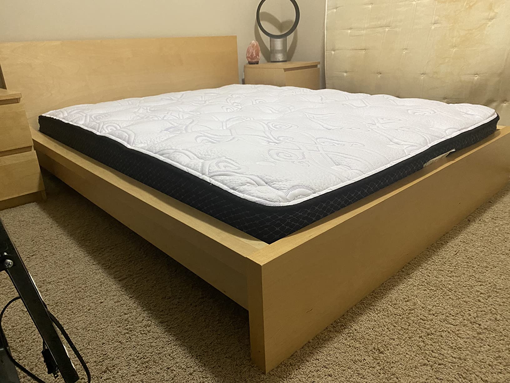 Signature Design by Ashley Queen Plush 12 Inch Hybrid Mattress with Gel Memory Foam and Edge Support for Cool Sleep and Pressure Relief, Fiberglass-Free customer photo 2