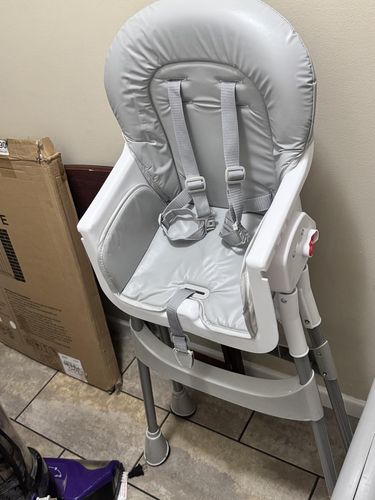 Dream On Me TableTalk 2-in-1 High Chair for Baby & Toddler - Convertible High Chair to Junior Chair, Removable Padded Seat, Dual Dishwasher-Safe Trays, Sturdy Steel Frame, Quick Folding Design - Black customer photo 1