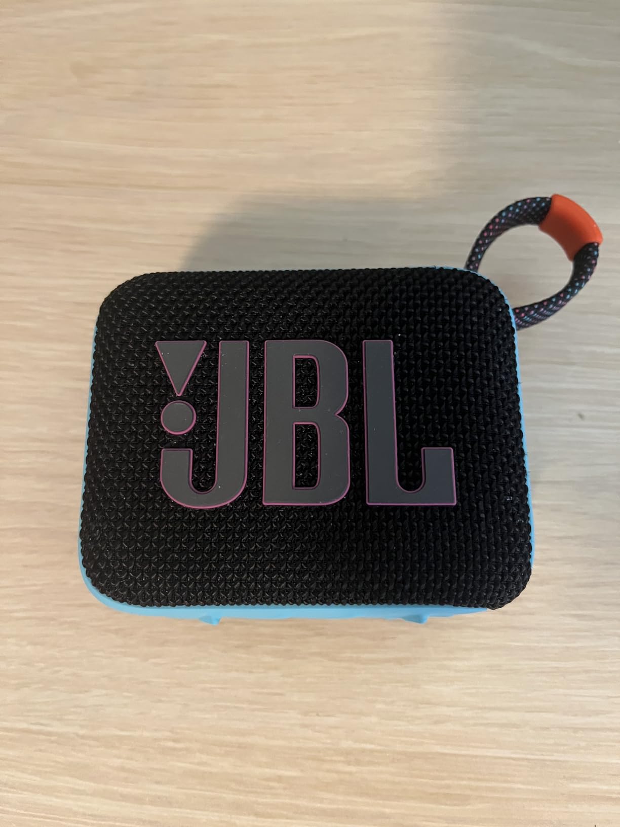 JBL Go 4 - Ultra-Portable, Waterproof and Dustproof Bluetooth Speaker, Big JBL Pro Sound with Punchy bass, 7-Hour Built-in Battery (Black) customer photo 1