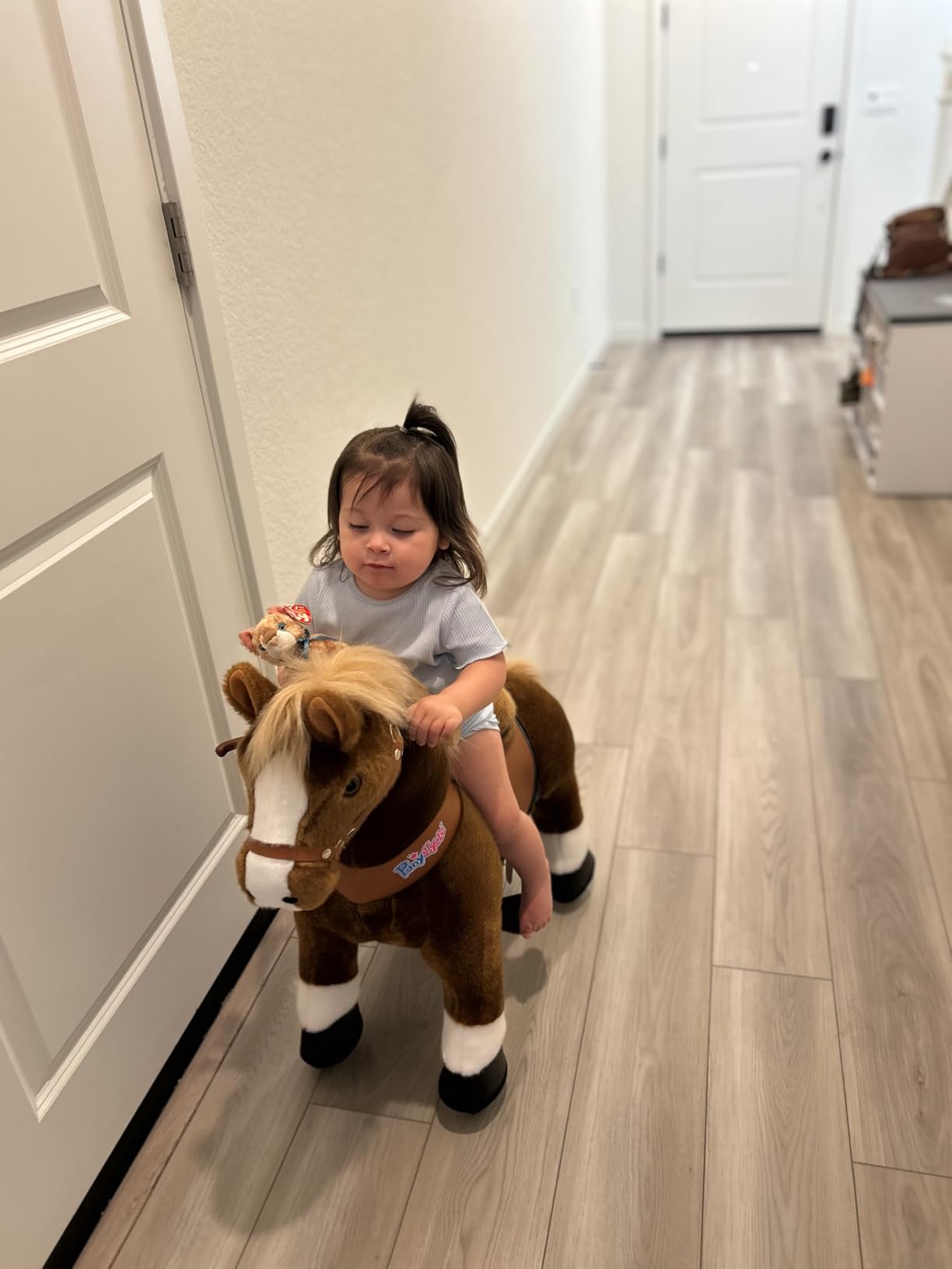 PonyCycle Ride on Horse Toy for Toddlers 3-4, Sound Function, Ride on Pony with Brake, Kid Powered, Mechanical Walking Horse Stuffed Animal, Ride on Pony, Everyday Fun Size 3 Brown Ux324 customer photo 1