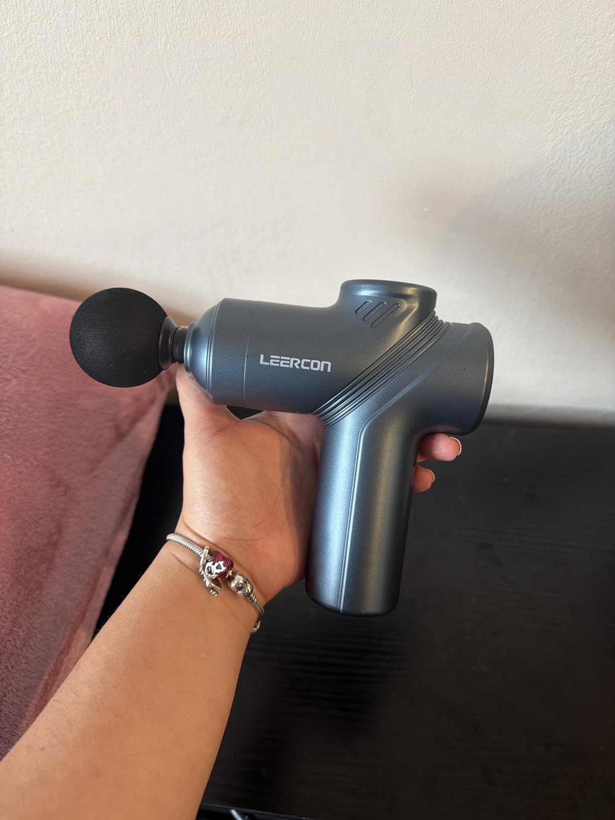 LEERCON Massage Gun Deep Tissue, Silent Motor and Portable Massage Gun with 4 Interchangeable Heads for Deep Muscle Relief and Relaxation customer photo 2