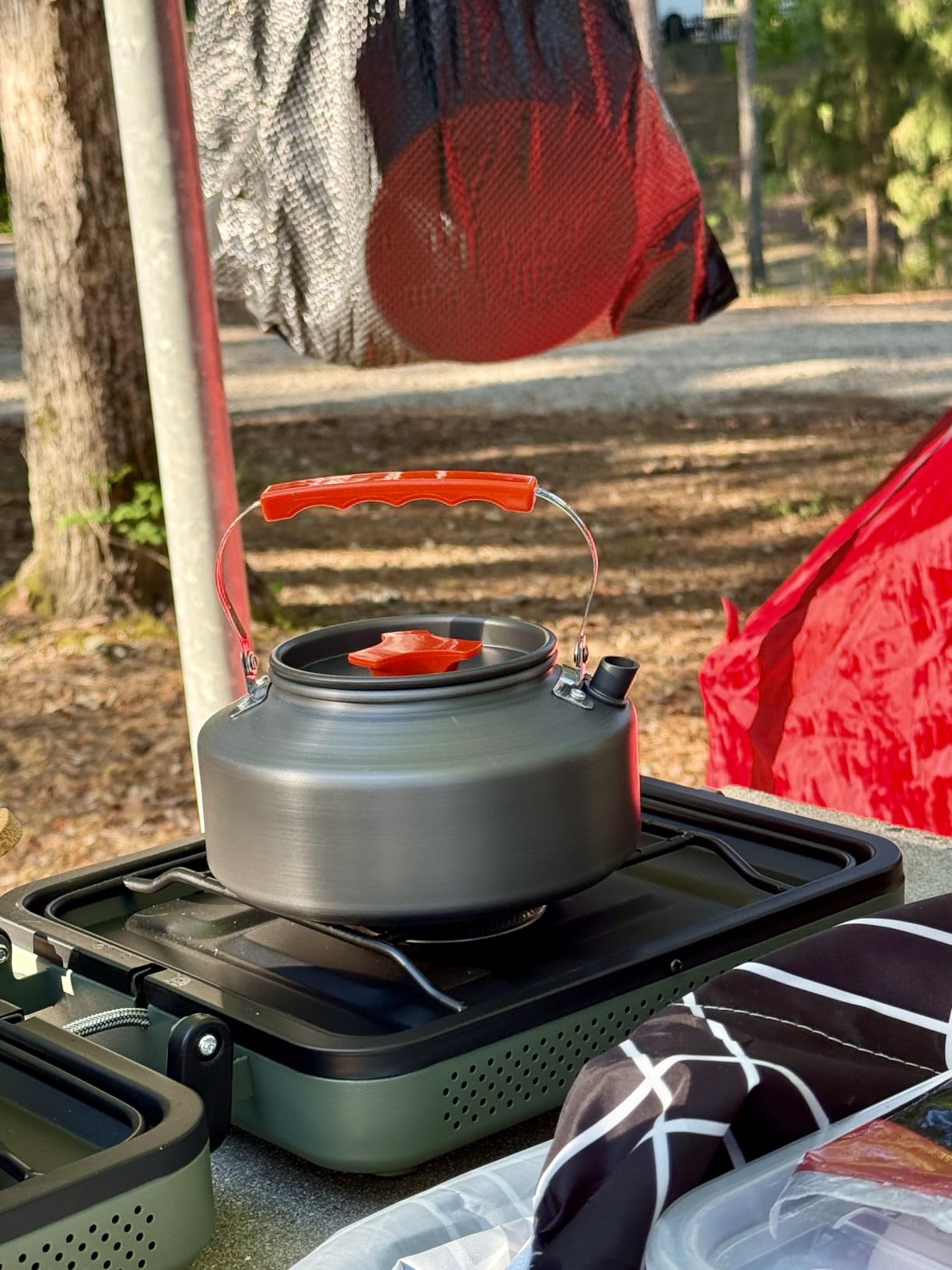 THTYBROS 17pcs Camping Cookware Kit, 0.45Gal Pot, 7inches Pan,0.30Gal Kettle Set with 2 Set Stainless Steel Cups Plates Forks Knives Spoons for Hiking customer photo 2