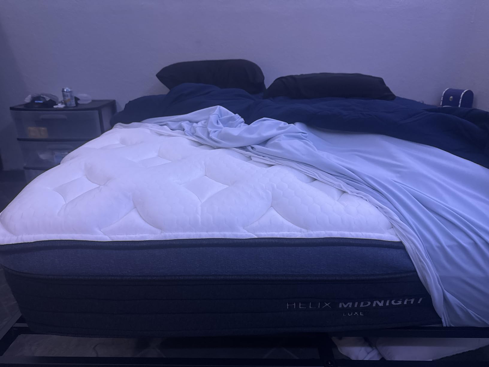 Helix Midnight Luxe with GlacioTex Cooling Mattress, Queen customer photo 2