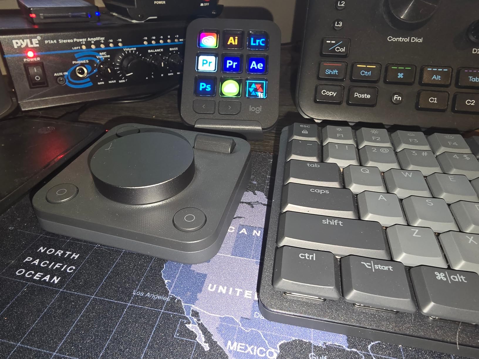 Logitech MX Creative Console, 9 Customizable LCD Keys, Stream Deck Accessories,Connectivity Technology USB-C, Control Dial for Graphic Design, Zoom, Spotify - Graphite, 3-Month Adobe Cloud Membership customer photo 1