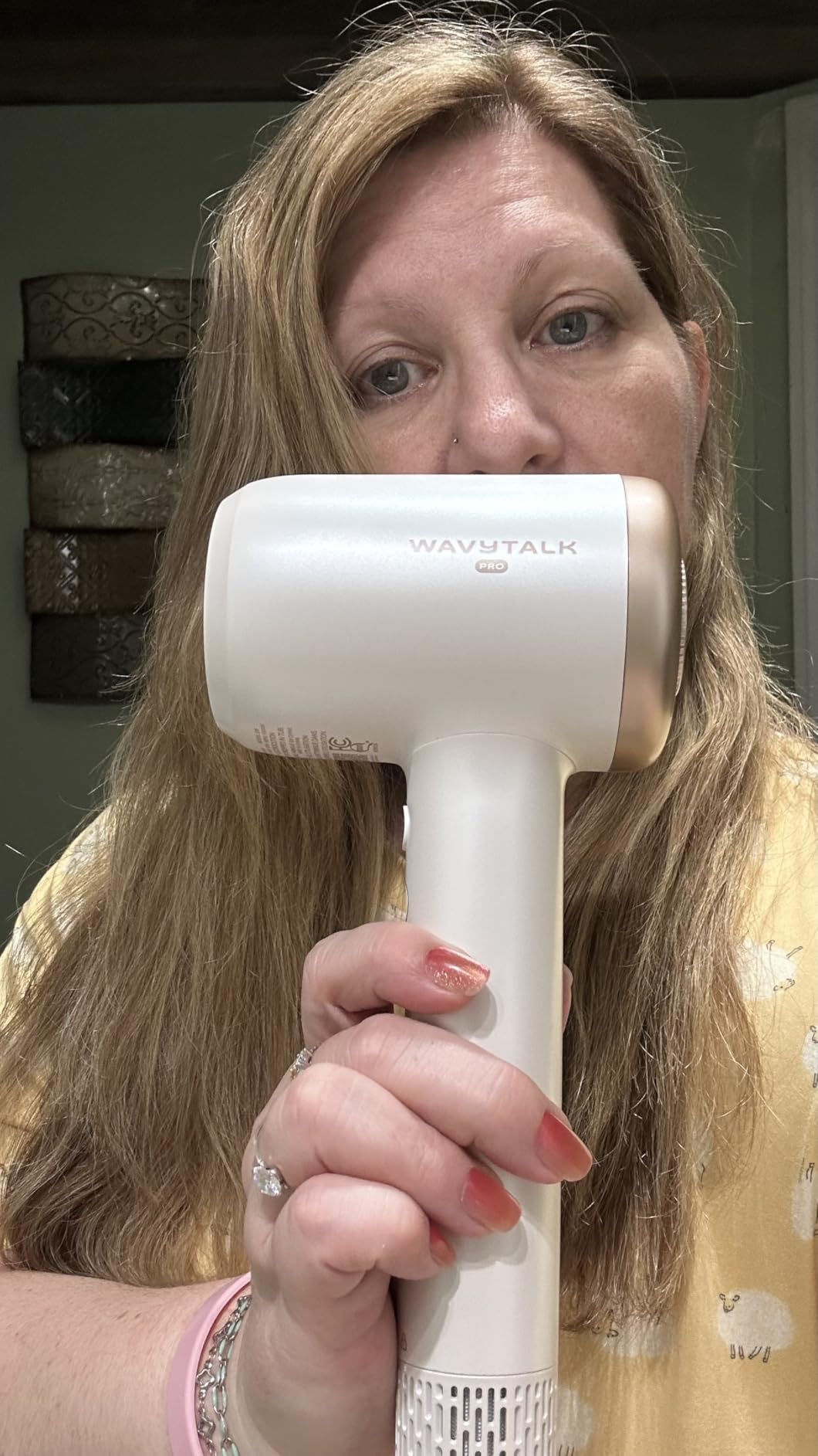 Wavytalk Turblow Pro Fast Drying Blow Dryer with Diffuser, High Speed Hair Dryer with 110,000 RPM, Pro Negative Ions for Less Damage, Frizz Smoothing 3 Speeds & 3 Temps, White customer photo 1