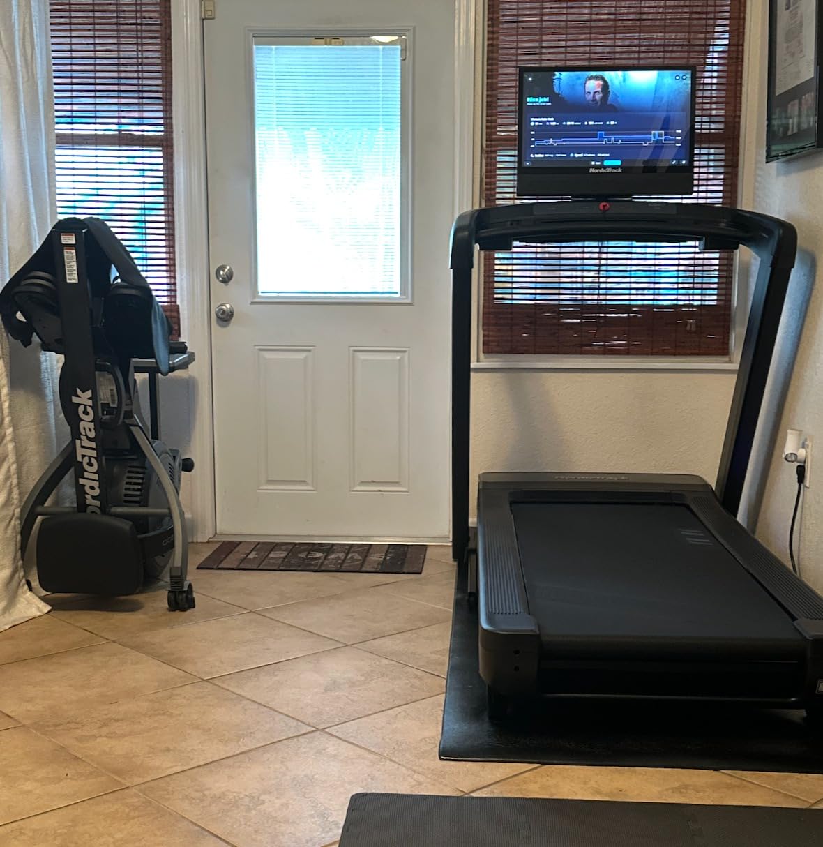 NordicTrack Commercial 2450 Premium Foldable Treadmill, Incline & Decline, iFIT customer photo 1