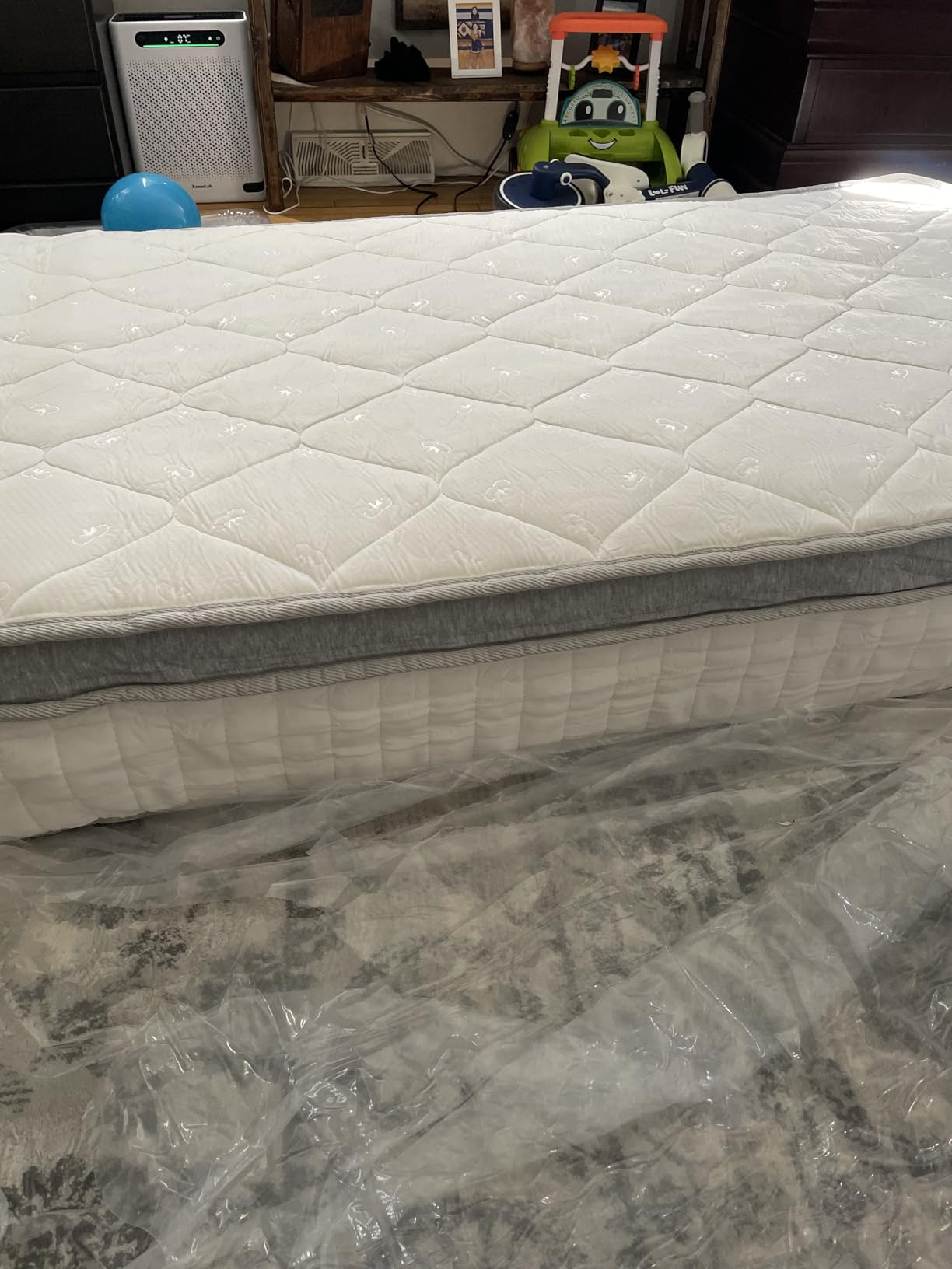 Neo Sleep 8 Inch Twin Cooling Gel Memory Foam Mattress, Medium Feel Comfort & Support with Pressure Relief, Breathable Memory Foam, CertiPUR-US Certified, Mattress in a Box (Twin, 8 in) customer photo 2