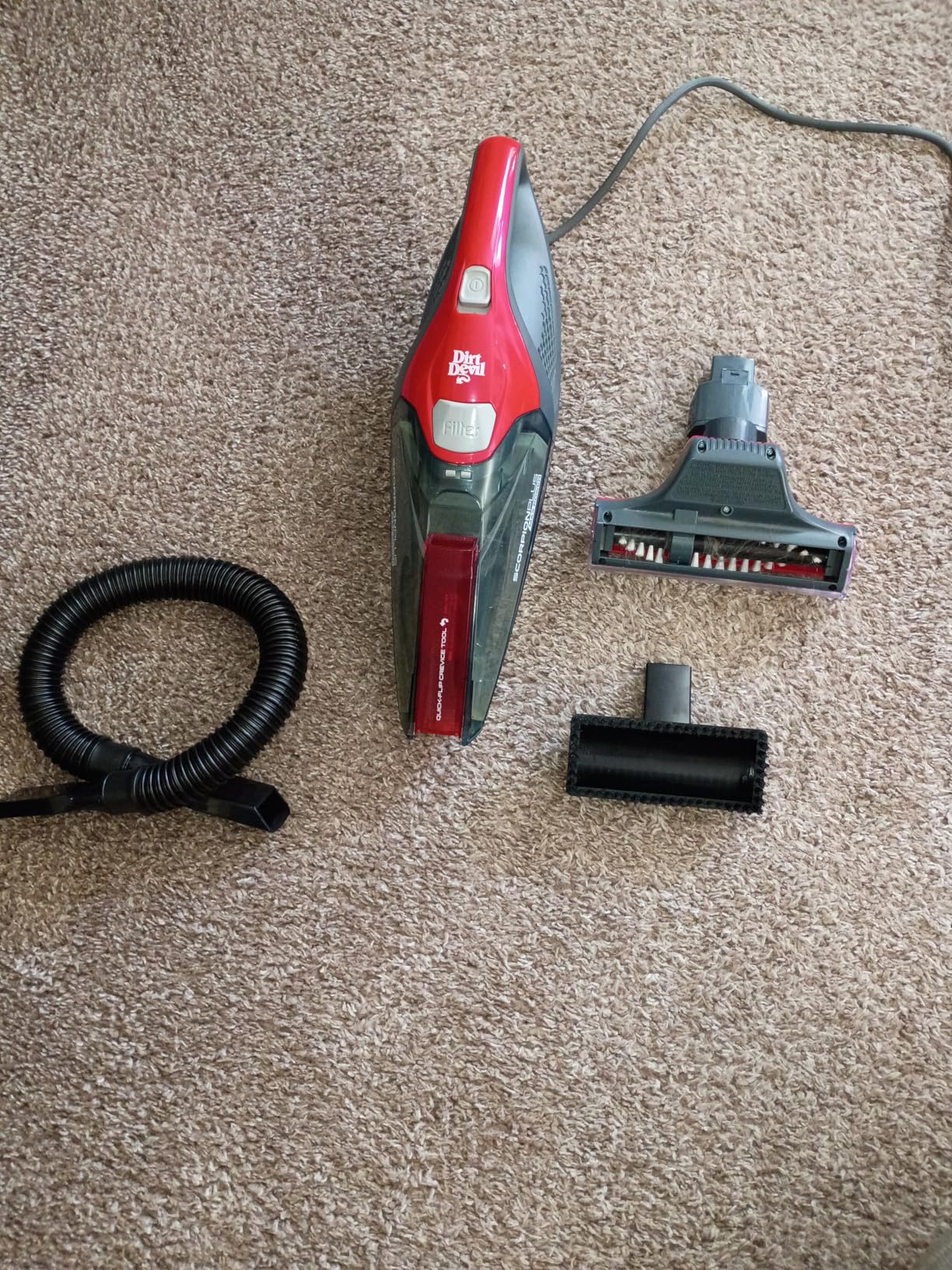 Dirt Devil Scorpion Plus Handheld Vacuum Cleaner, Powerful Suction, Lightweight, Includes Pivoting Stair and Upholstery Tool, Crevice Tool, Corded Portable Vacuum Cleaner customer photo 1