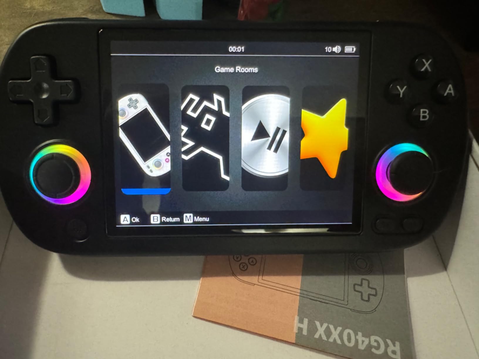 RG40XX H Handheld Game Console - 4.0 IPS Screen with 64G TF Card, Linux System, Supports 5G WiFi Bluetooth HDMI and TV Output customer photo 2