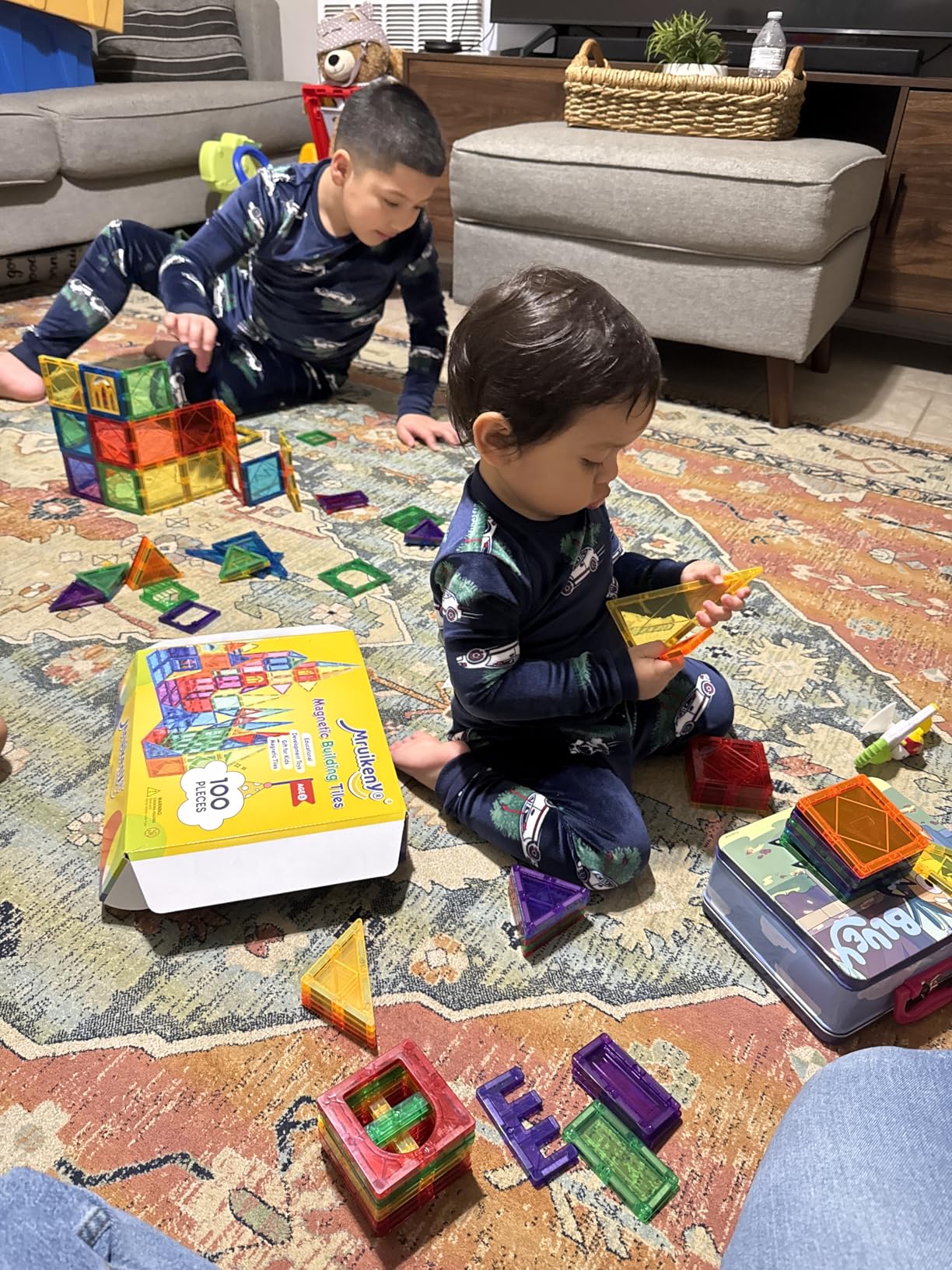 Magnetic Tiles 100PCS Kids Toys - Magnetic Building Blocks STEM Magnet Building Set Preschool Learning Magnet Toys for Kids Ages 3-5 4-8, Sensory Montessori Toy for Toddlers 3+ Year Old Boys Girls customer photo 1