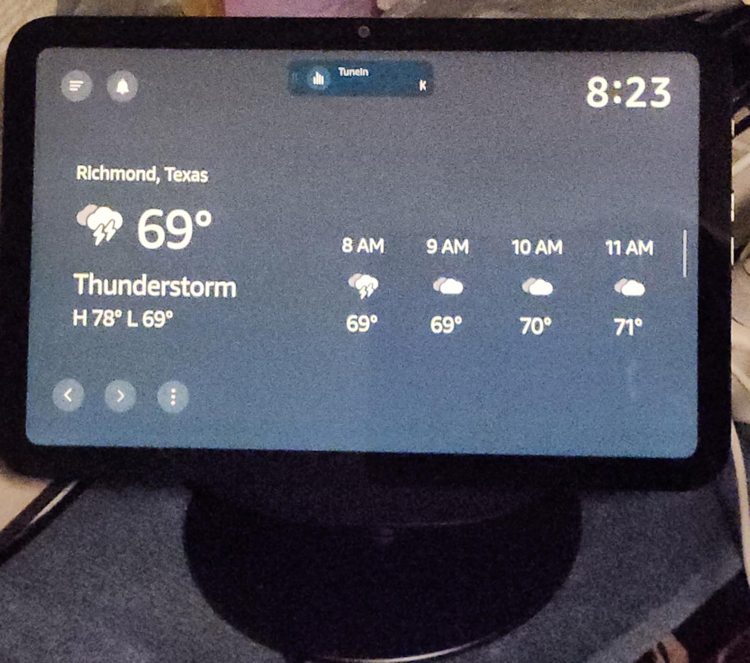 Echo Show 8 (newest model), Vibrant HD 8.7