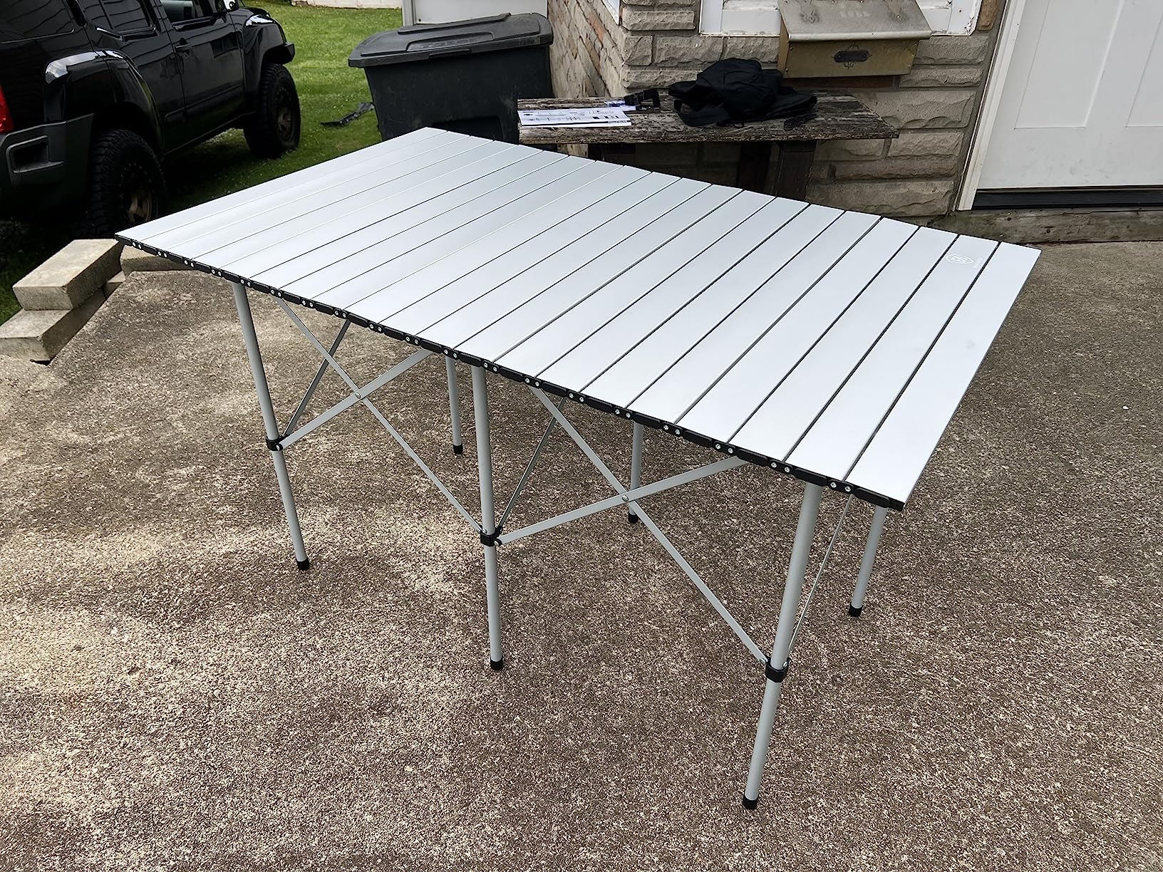EVER ADVANCED Large Camping Table for 4-6 Person, Portable Folding Aluminum Table with Carrying Handle, Suitable for BBQ, Picnic, Camping and Indoor Use, Support up to 130LBS, Silver customer photo 2