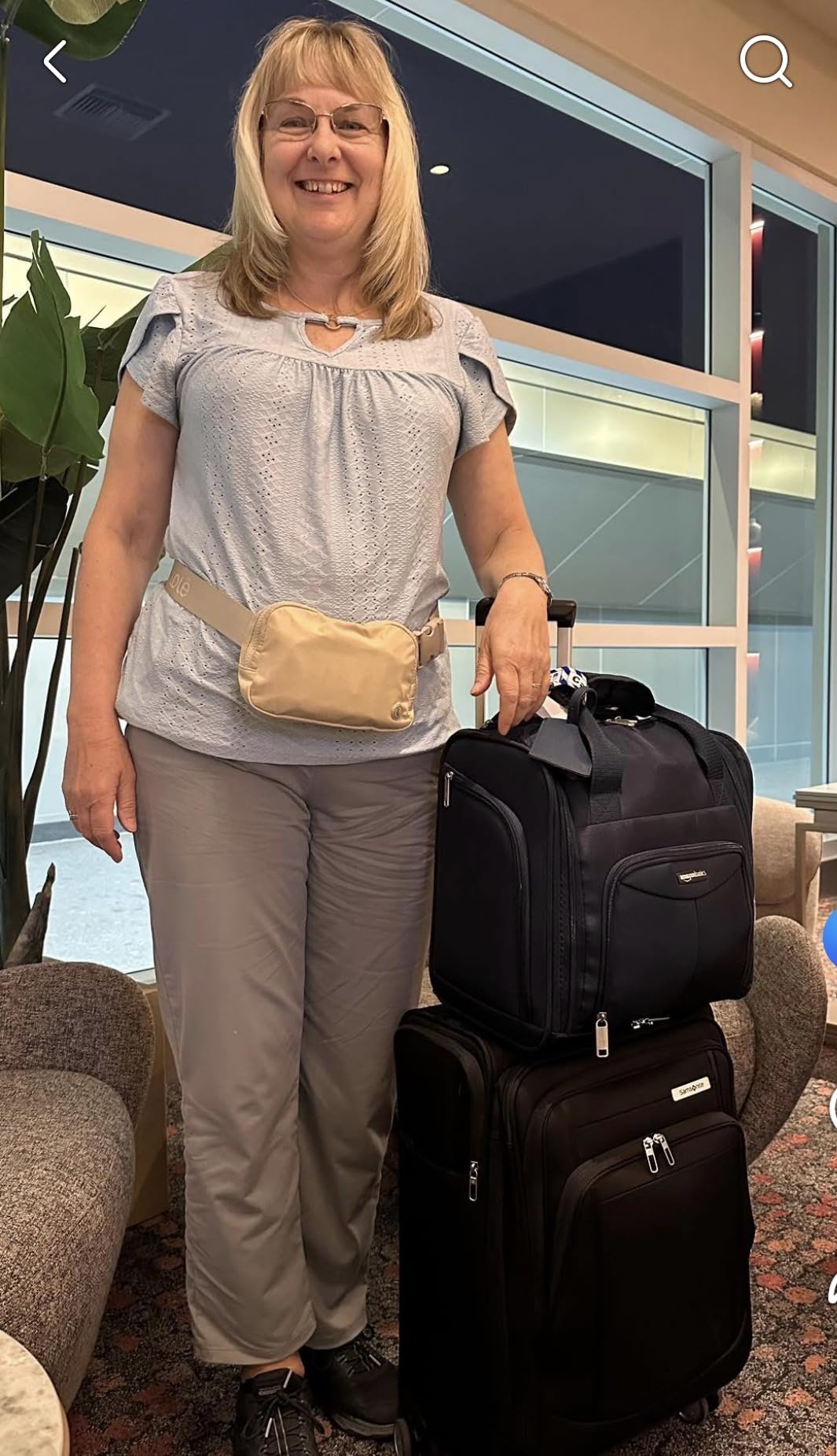 UpLIFT Lightweight Softside Carry-On Luggage with Spinner Wheels - Expandable - Airline-Approved, Polyester Soft Suitcase for Ultra Light Travel - Elemental Blue customer photo 1