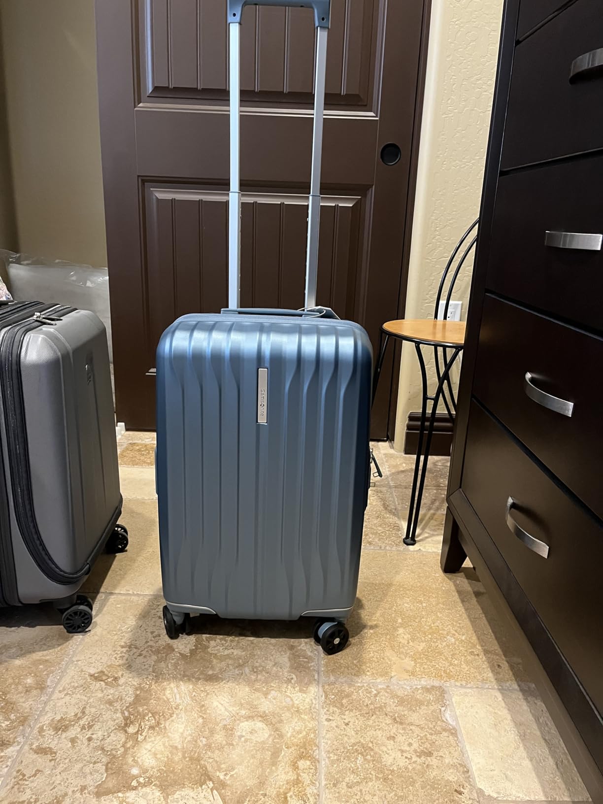 Samsonite UpLIFT X-Large Checked Hardside Luggage with Spinner Wheels, Silver Shimmer customer photo 1