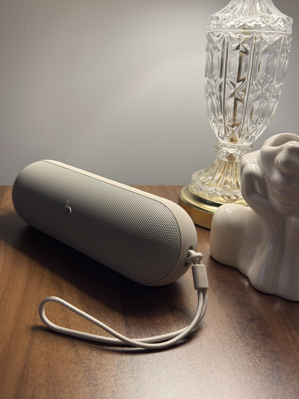 Beats Pill x Kim Kardashian - Wireless Bluetooth Speaker and Portable Charger via USB-C - Up to 24 Hours Battery Life, IP67 Water Resistant, Apple & Android Compatible, Built-in Mic - Light Gray customer photo 1