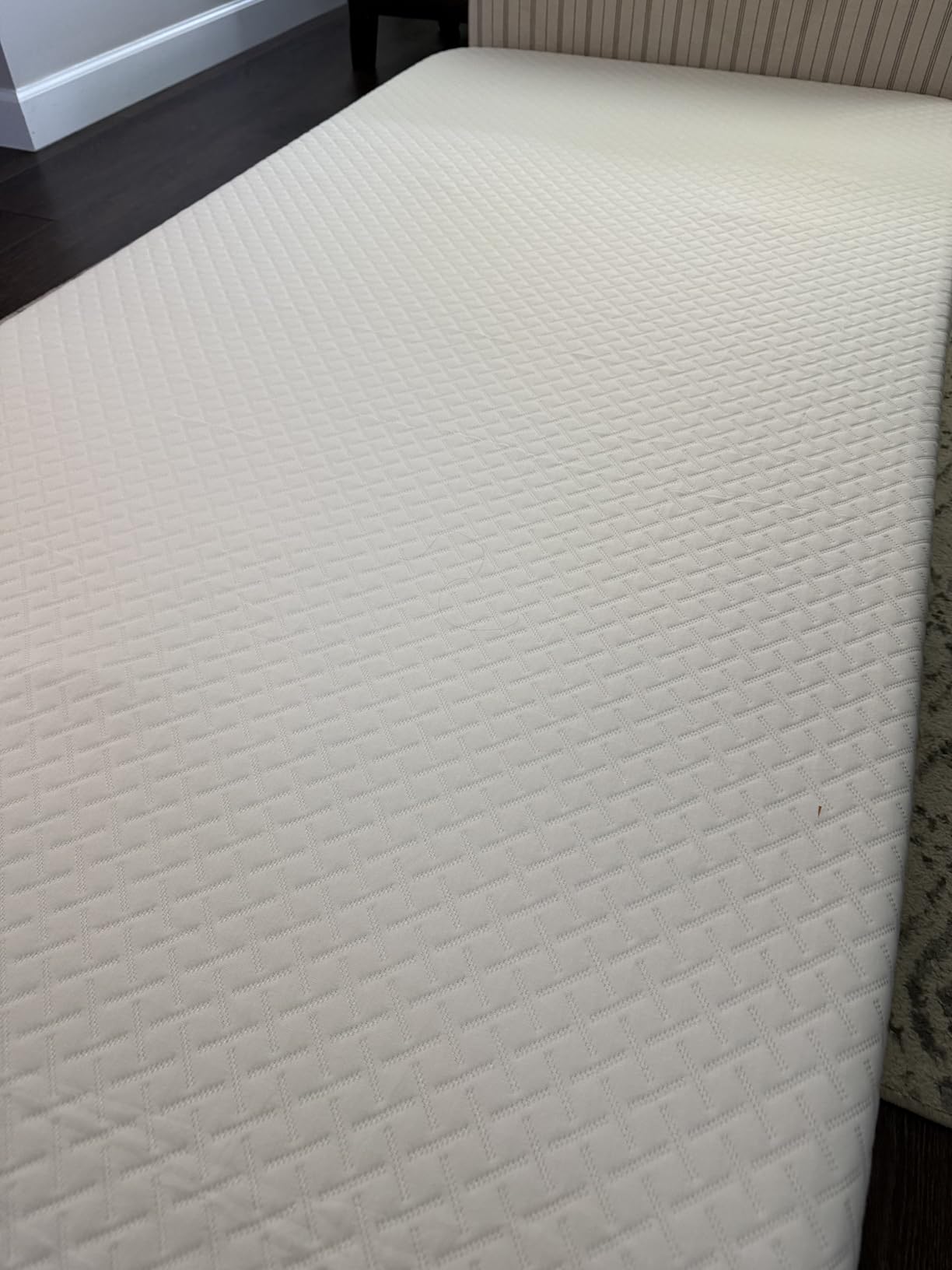 Twin Mattress for Kids 6 Inch Memory Foam Mattress with Cooling Green Tea Gel, Relieve Pressure with Medium Firm Support, Bed in a Box, CertiPUR-US Certified, 75''L x 38''W, White customer photo 2