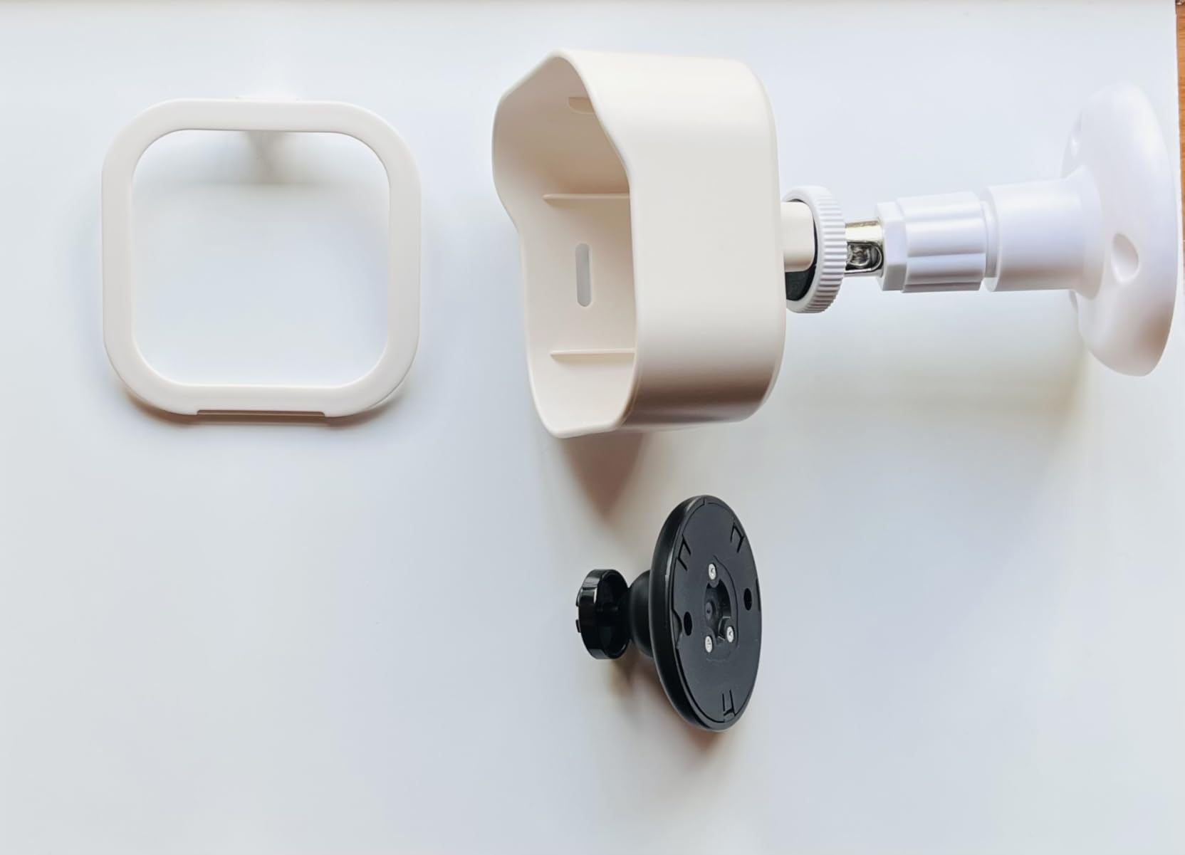 Blink Outdoor 4 – Wireless smart security camera, two-year battery life, 1080p HD day and infrared night live view, two-way talk. Sync Module Core included – 2 camera system customer photo 1
