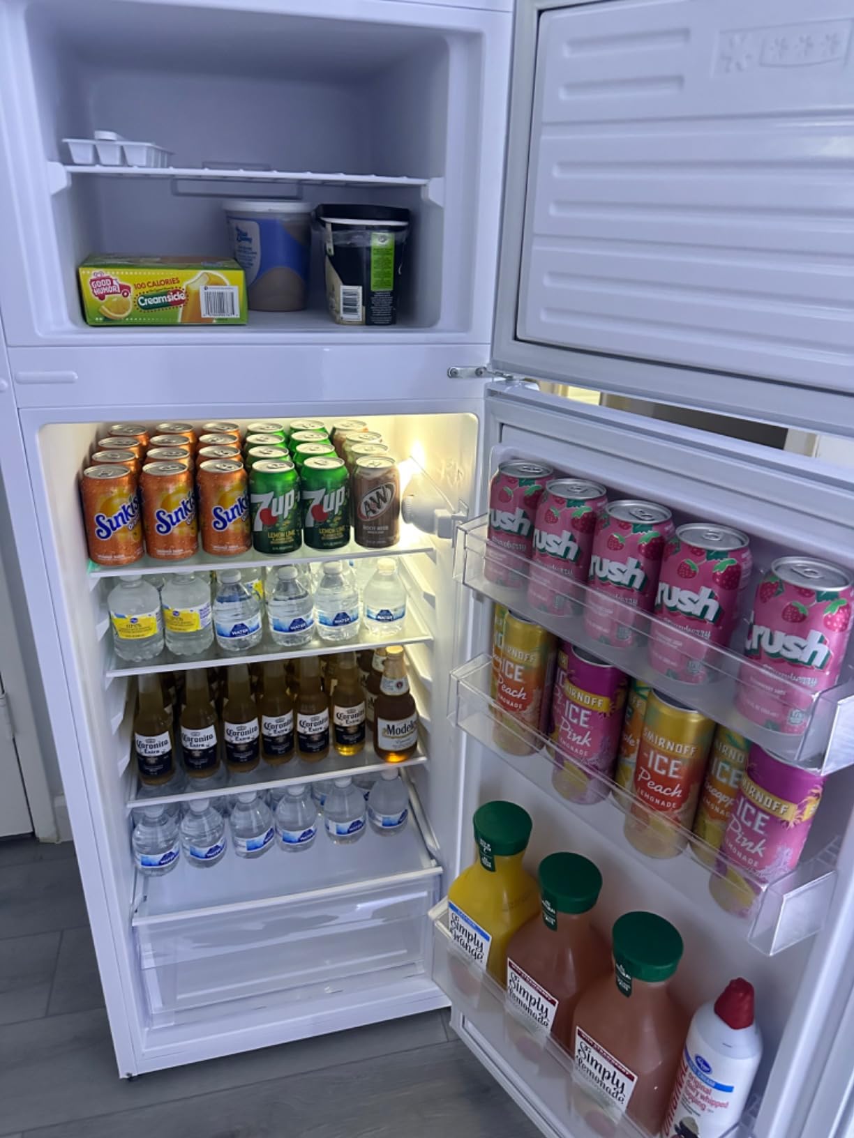 West Bend Apartment Refrigerator Freestanding Reversible Dual Doors Fridge with Freezer, Full-Range Temperature Control with Adjustable and Removable Door Bins and Shelves, 7.5-Cu.Ft, Stainless Steel customer photo 2