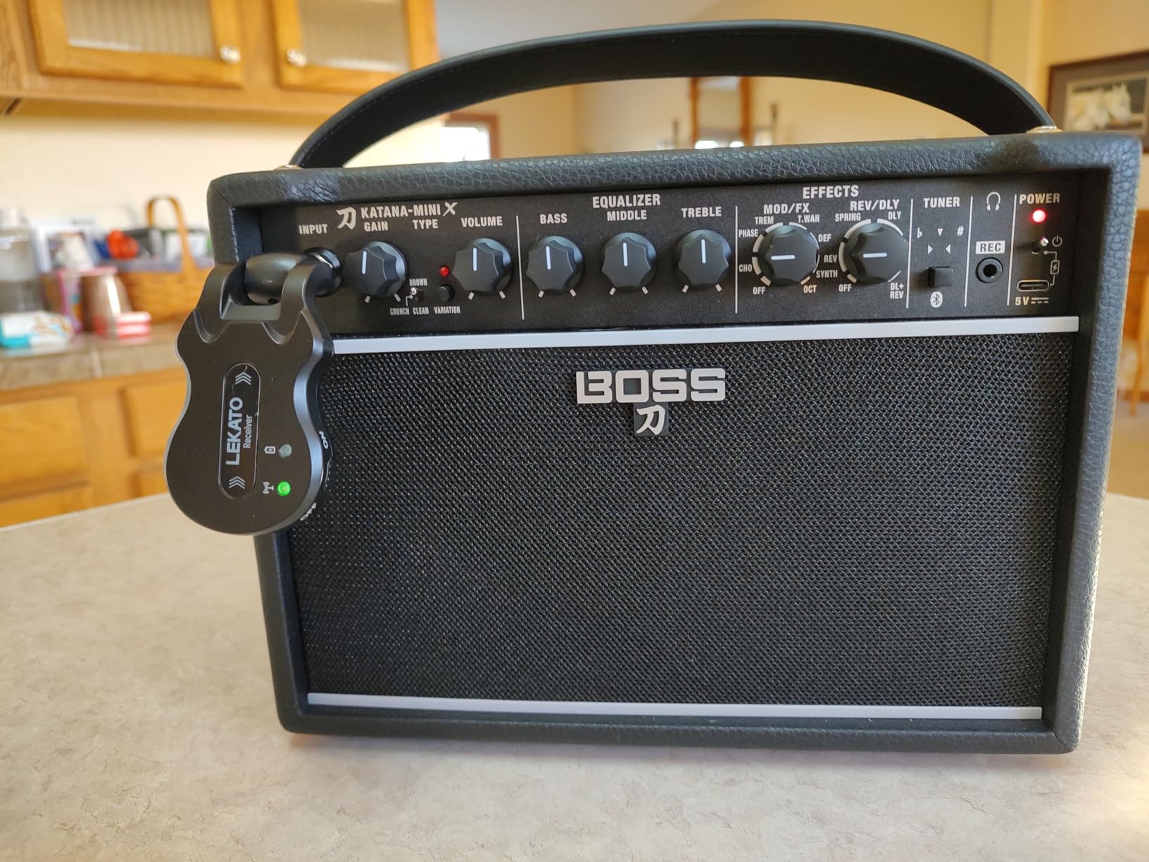 BOSS Katana-Mini X Powerful 10-Watt Mini Amplifier for Electric, Acoustic & Bass Tube Logic Design Custom 5 Speaker Versatile Sounds & Dual Effects Bluetooth Built-in Rechargeable Battery customer photo 2