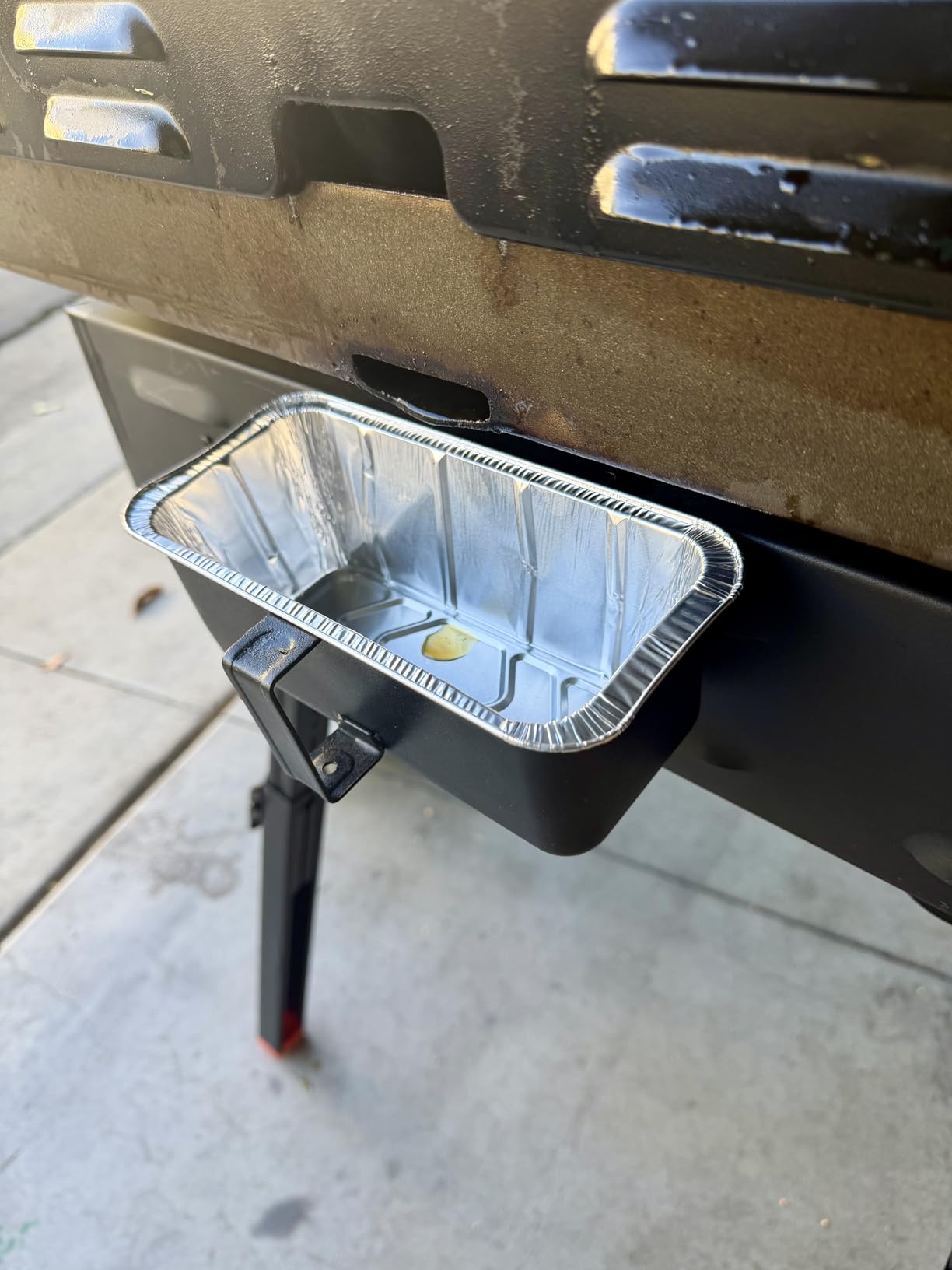 Grease Cup Liners Compatible with Blackstone Griddle 5017 - Griddle Accessories, Disposable Grill Tray, Aluminum Foil Drip Pan Grease Catcher Cup Liner for 17, 22, 28, 36 Inch (30 Pack) customer photo 1