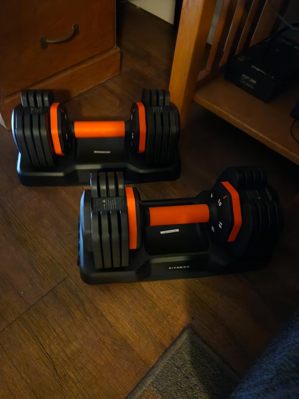 2026 FDB2 Updated Adjustable Dumbbell Set of 2, 110lbs/50lbs Weights Dumbbell Set with Storage Box, Anti-slip Silicone Grip customer photo 1