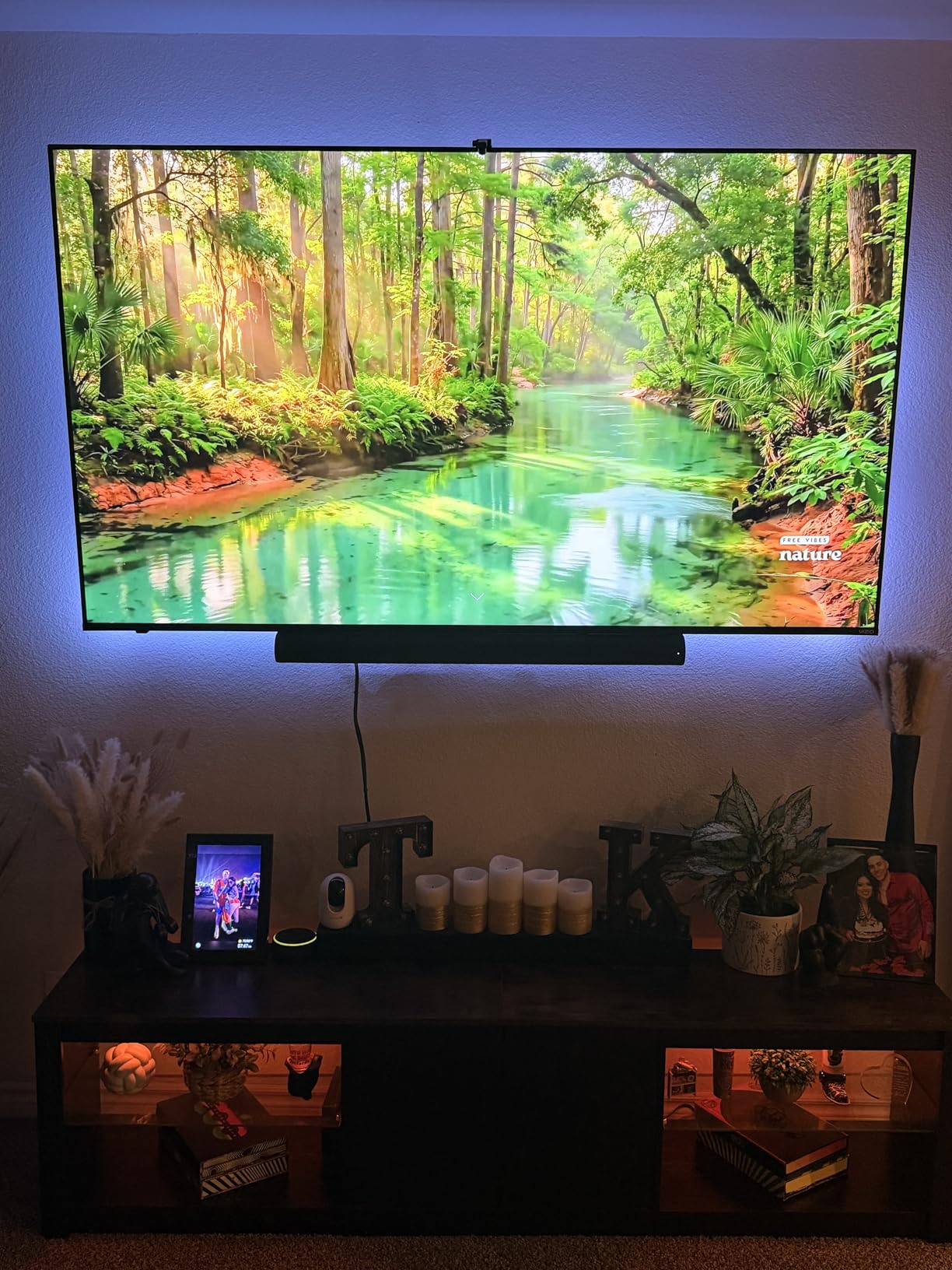 VIZIO All-in-One Soundbar with Dolby Atmos and DTS:X, Bluetooth Speaker- SV210D-0806 (Renewed) customer photo 1