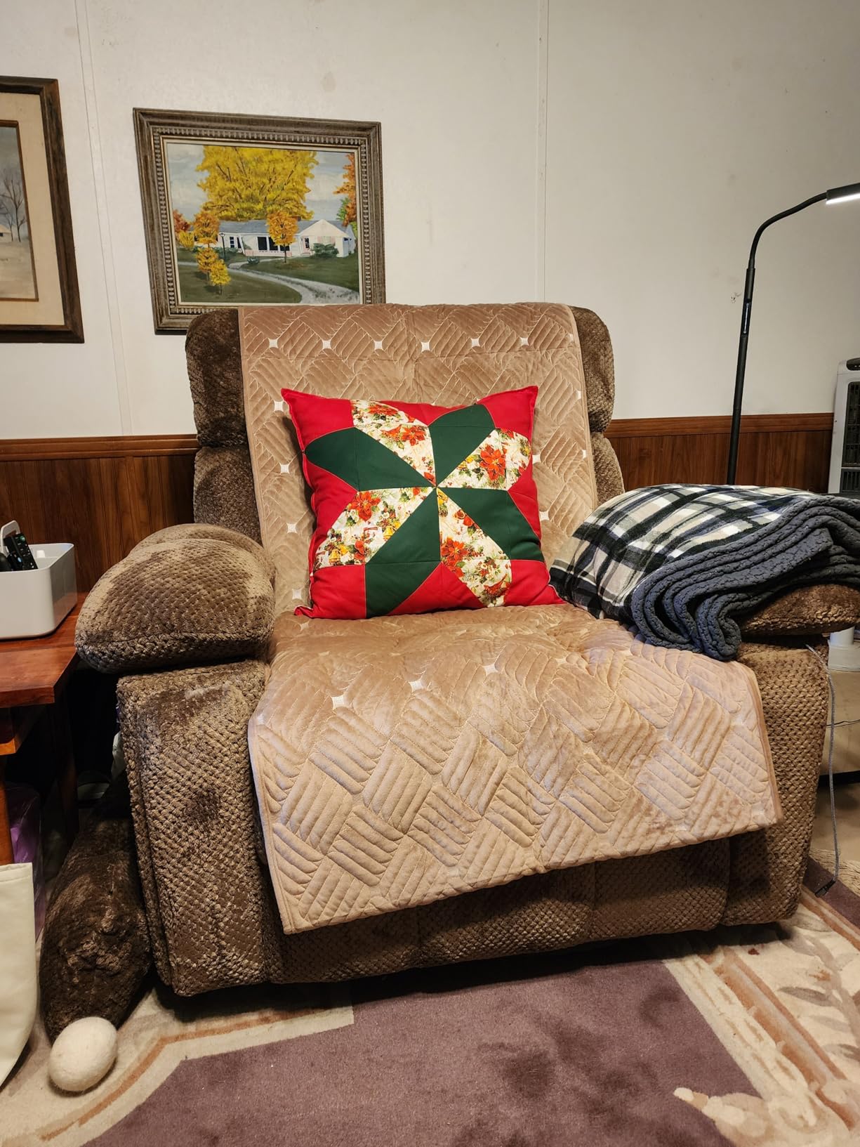 Oversized Power Lift Recliner Chair with Adjustable Headrest for Elderly,Dual Motor Lay Flat Recliner Chair with USB Port,Type C,Big and Tall Recliner with Massage&Heat,Cup Holders,Arm Storage,Brown customer photo 1