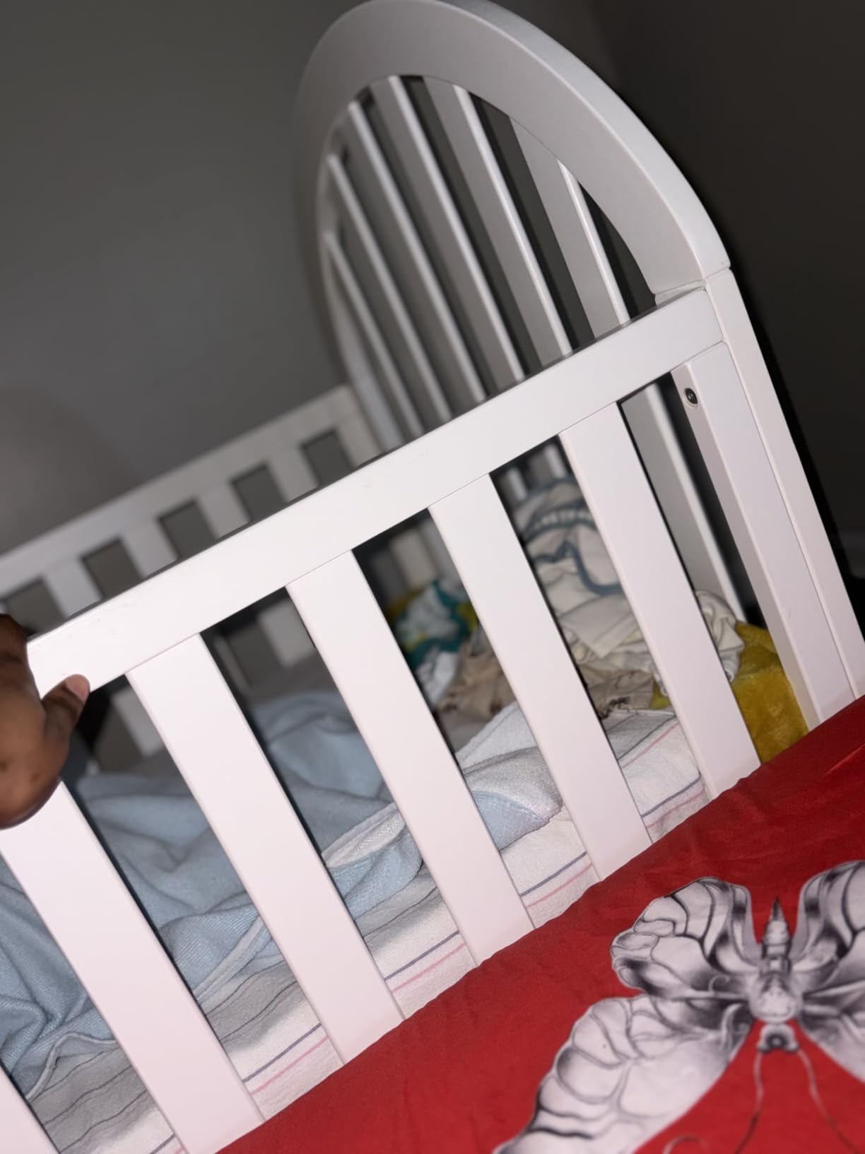Delta Children Milano 4-in-1 Convertible Crib - Greenguard Gold Certified, Grassy Glen customer photo 1