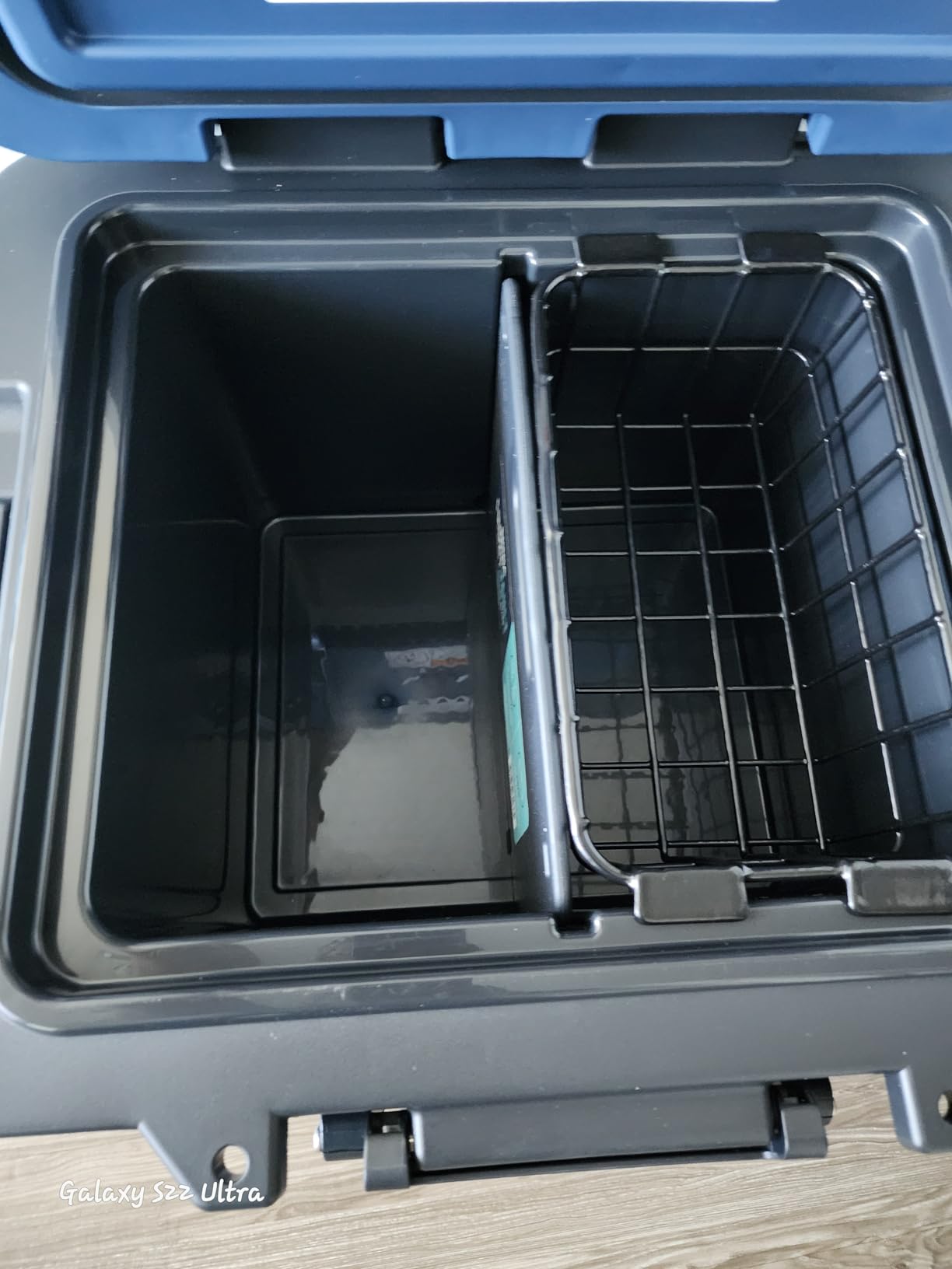 Ninja FrostVault 30QT Cooler with Wheels | Insulated with Temp Dry Storage Drawer | Keeps Ice Cold for Days customer photo 1