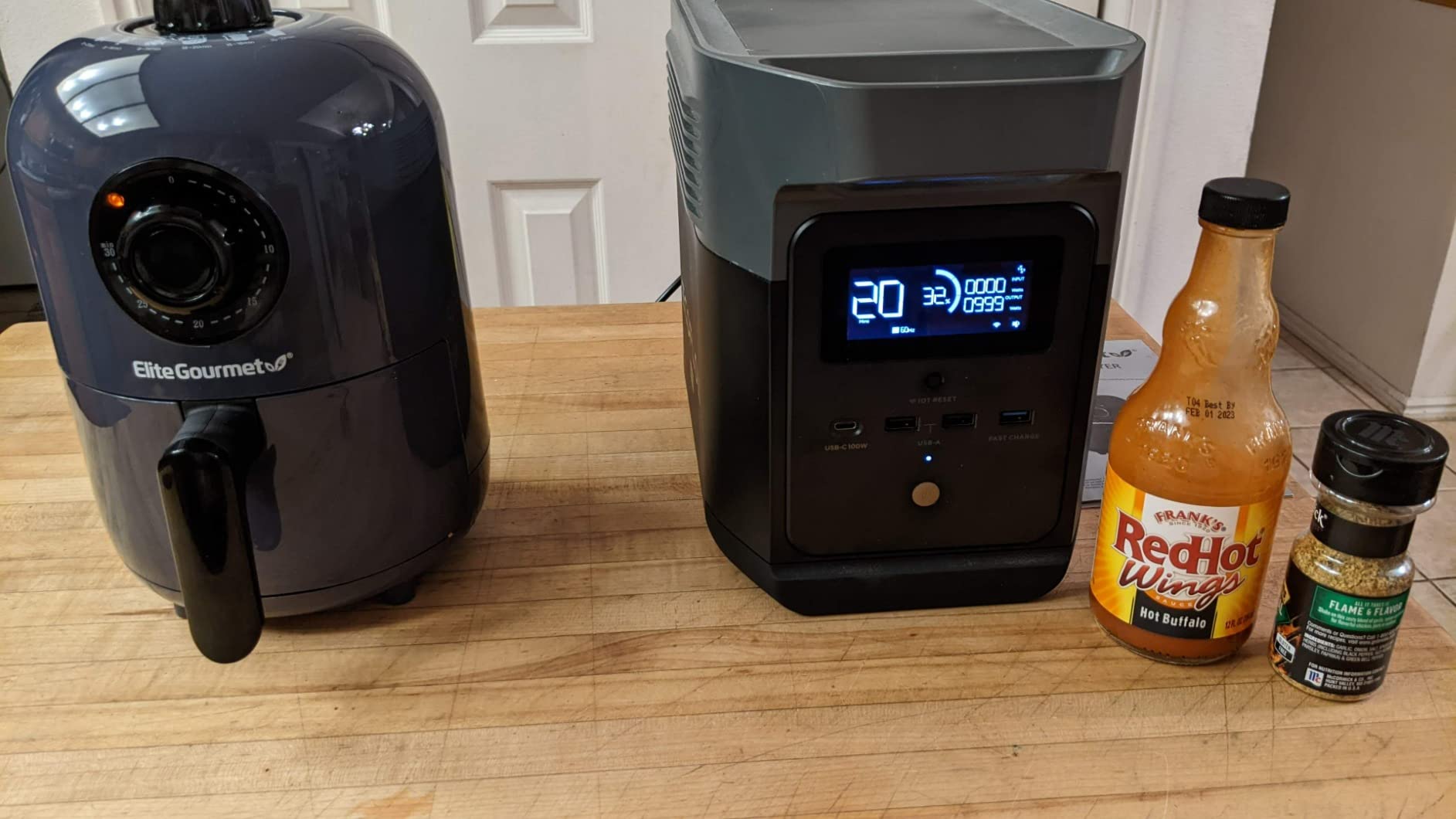 Elite Gourmet Compact 8.5Qt Air Fryer Oven - Mini Countertop Air Fryer with Adjustable Time & Temperature Controls, 800W, Includes Air Fry Basket, Bake Pan & Recipes, Stainless Steel customer photo 2
