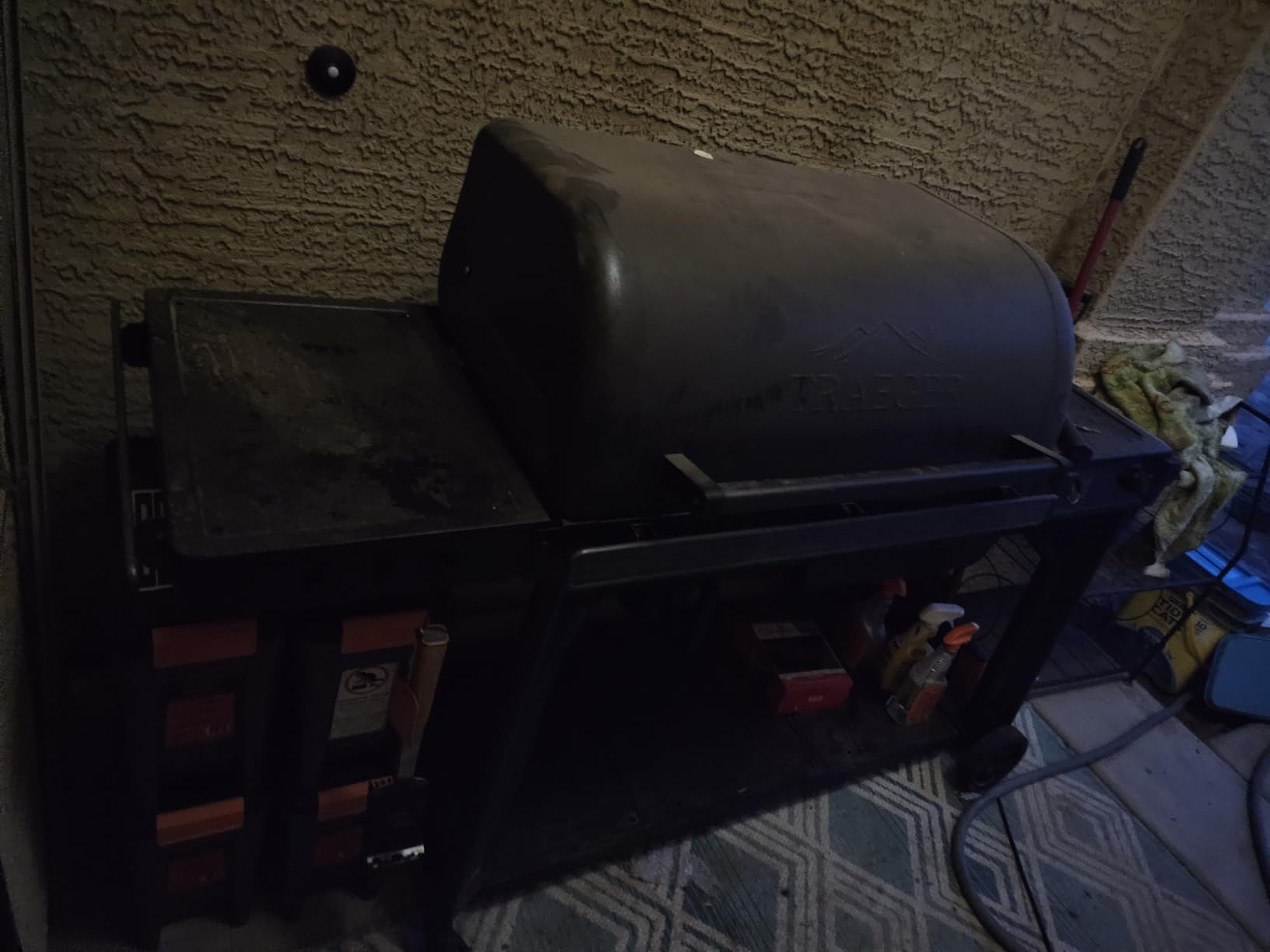 Traeger Grills Woodridge Pro Electric Wood Pellet Grill and Smoker, 970 Sq. In., Wi-FIRE Technology, Super Smoke Mode, Black, TFB97JLH customer photo 2