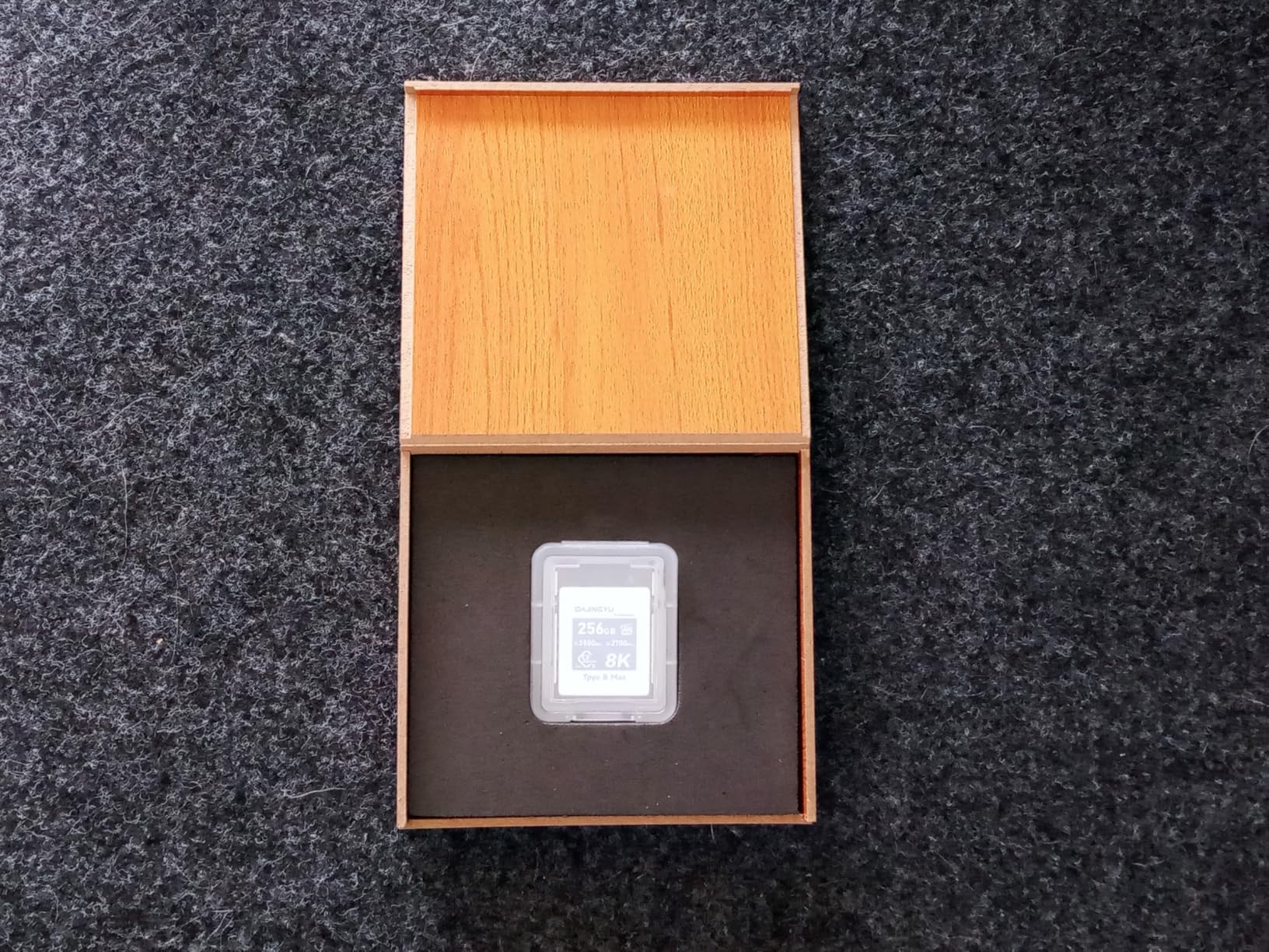 512GB CFexpress Type B 4.0 Memory Card, Write 3500MB Read 3400MB/s, 8K RAW Recording, VPG400 customer photo 2
