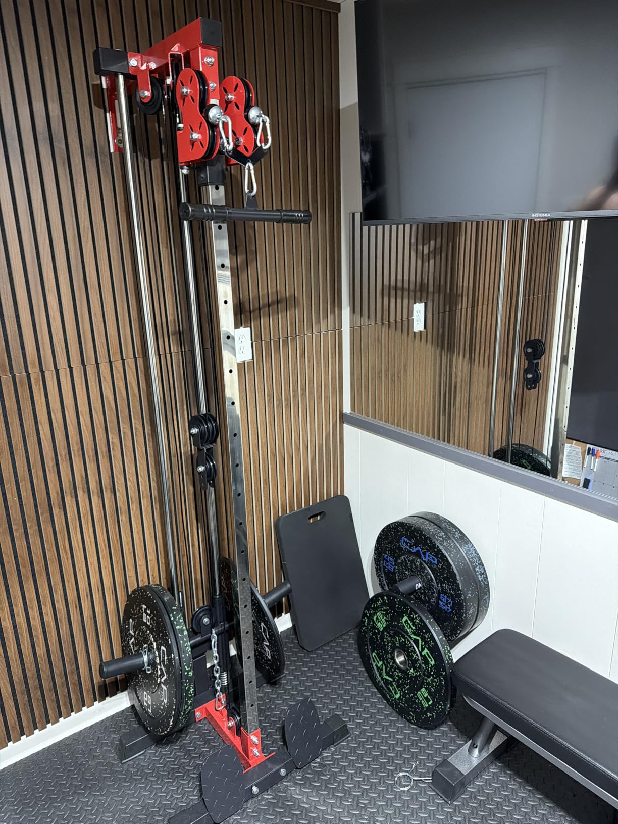 Mikolo Wall Mount Cable Station, Cable Crossover Machine with Dual Pulley System and 19 Adjustable Positions for Home Gym Fitness Equipment customer photo 2