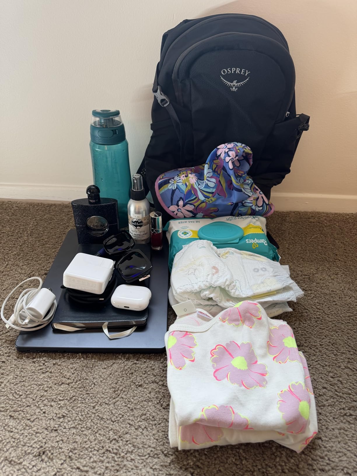 Osprey Daylite Commuter Backpack - Lightweight Everyday Bag with Laptop Sleeve and Bottle Pockets, Seaweed Green customer photo 1