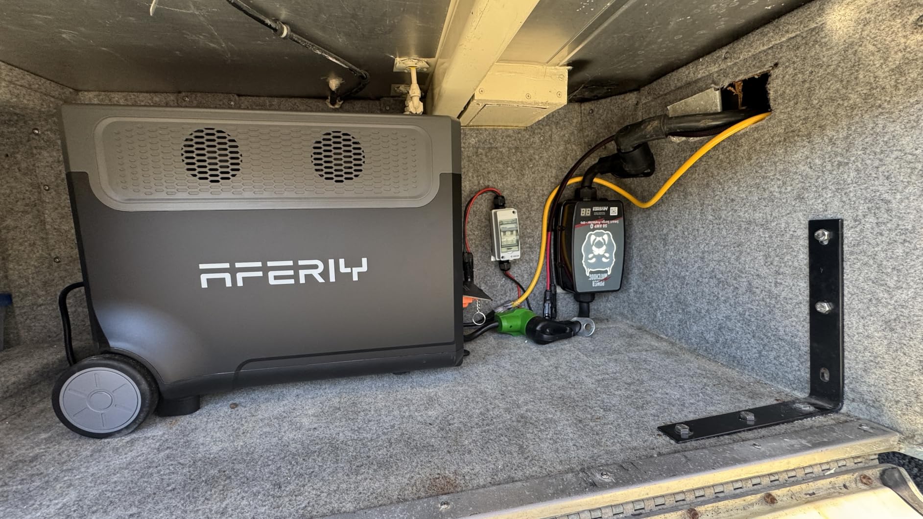 AFERIY 3840Wh Portable Power Station,120V AC Outlets x 5,2.5H Fast Charge,3600W(Peak 7200W),LiFePO4 Battery Power Station,Solar Generator for Home,Outdoor Camping,Power Outage,Camping,RV,Emergencies customer photo 1
