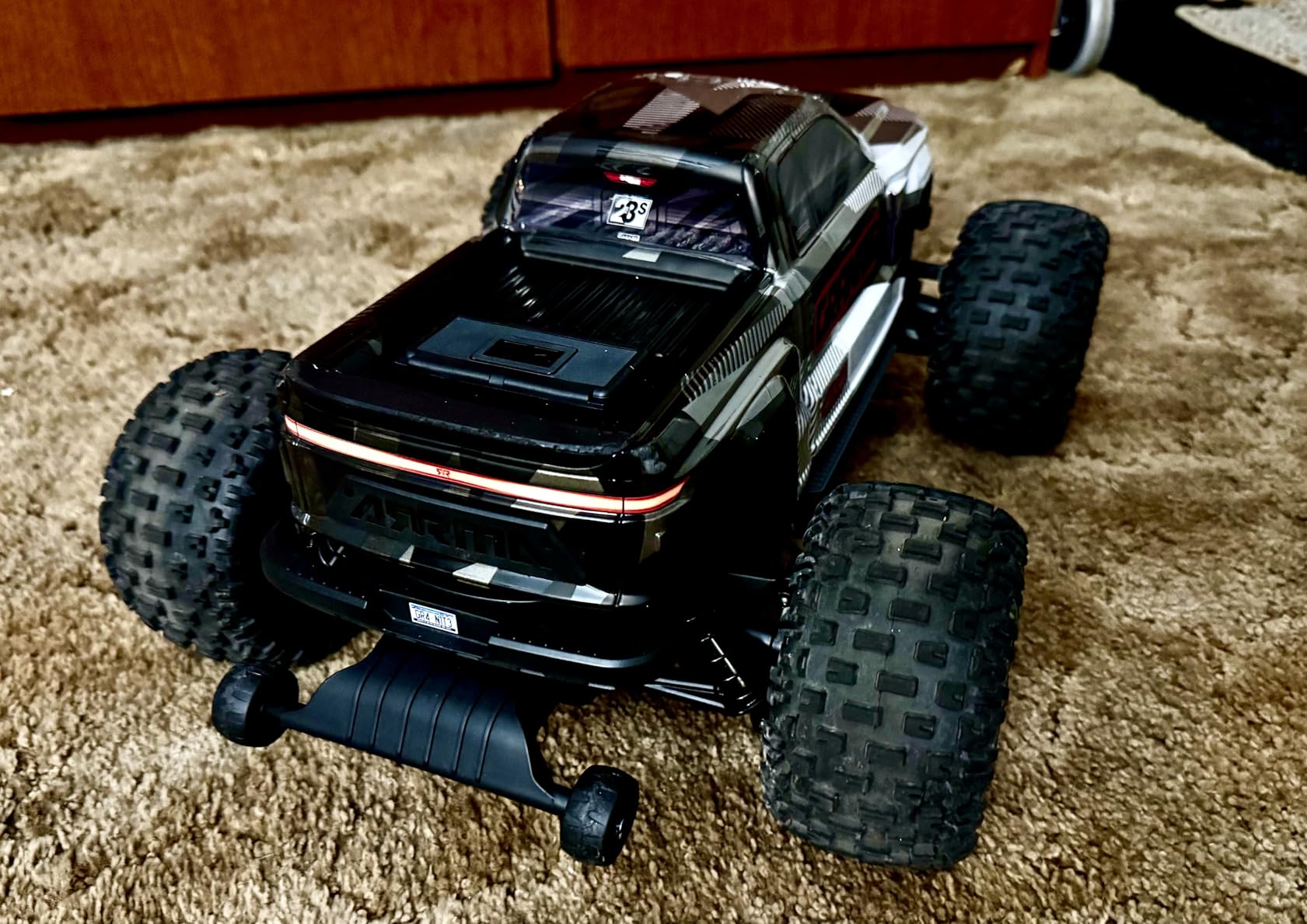 Arrma RC Truck 1/10 Granite 4X4 223S BLX BRUSHLESS Monster Truck RTR with DSC, RED, ARA4302V4T2 customer photo 2