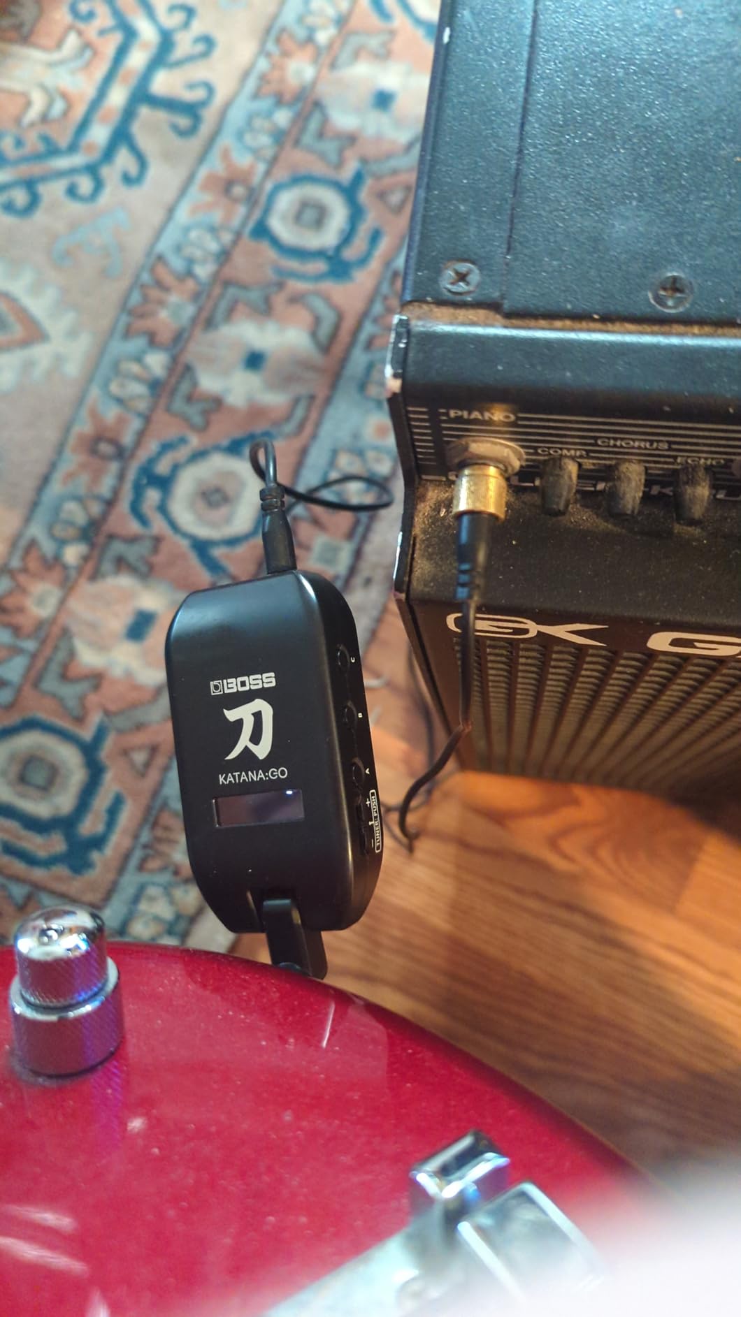BOSS KATANA:GO Personal Headphone Amplifier for Guitar & Bass, Ready-To-Play Sounds from Stage-Class Katana Amps, Advanced Spatial Technology, Edit Tones & Stream Backing Music via Bluetooth customer photo 1