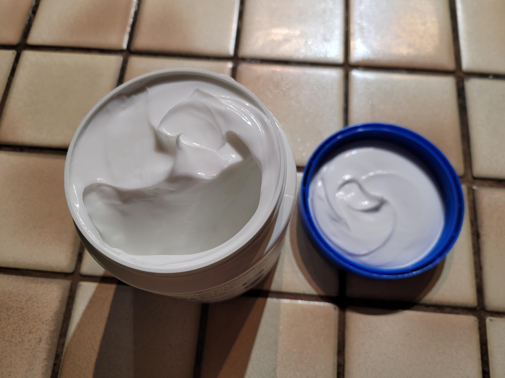 CeraVe Intensive Moisturizing Cream, Body Moisturizer With Shea Butter, 72H Hyduration + Skin Barrier Repair, Fragrance-Free Body Lotion For Extremely Dry Skin, 19oz customer photo 1