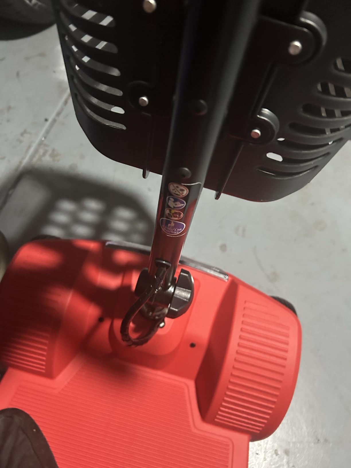 WayCare 15-25 Miles Long Range Mobility Scooter, Weight Capacity 300 LBS+ Powered Mobility Scooters for Seniors, Compact Duty Mobile for Travel with LED Headlight and Detachable Basket (Red) customer photo 2